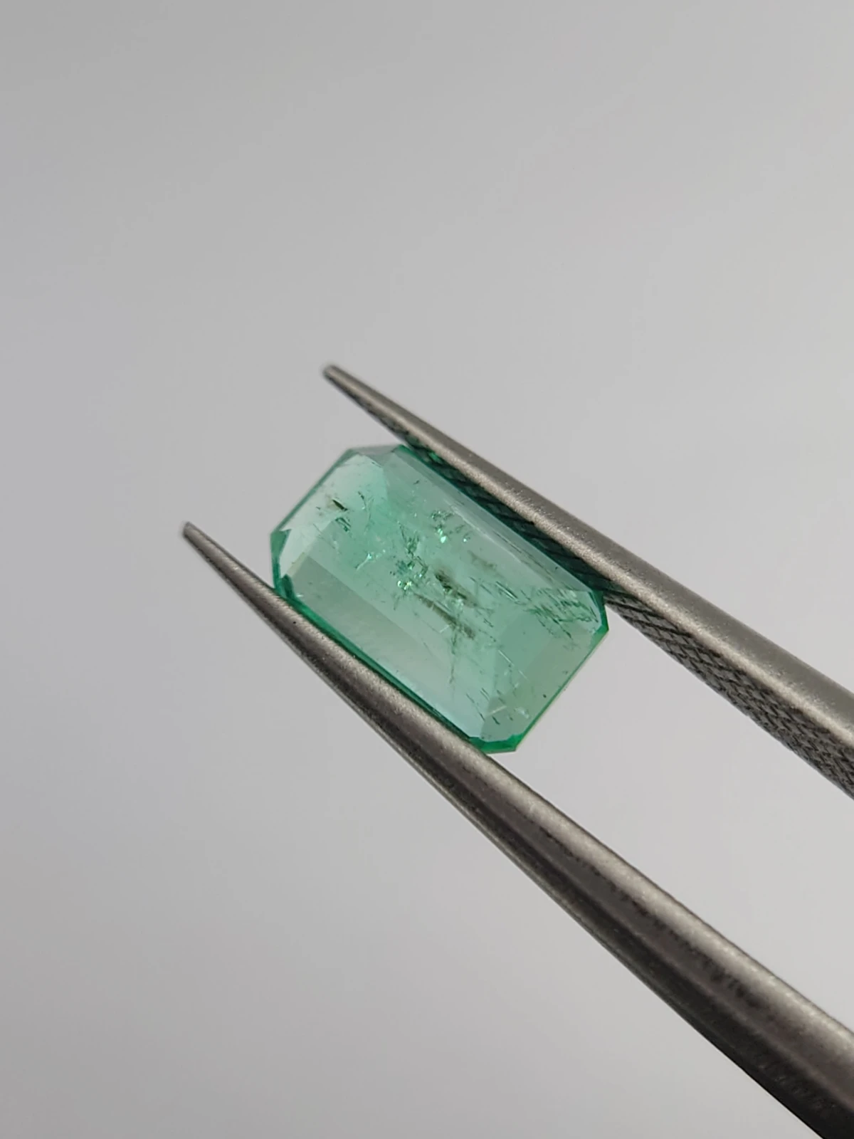 1.06ct Natural Untreated Emerald from Afghanistan — view 5