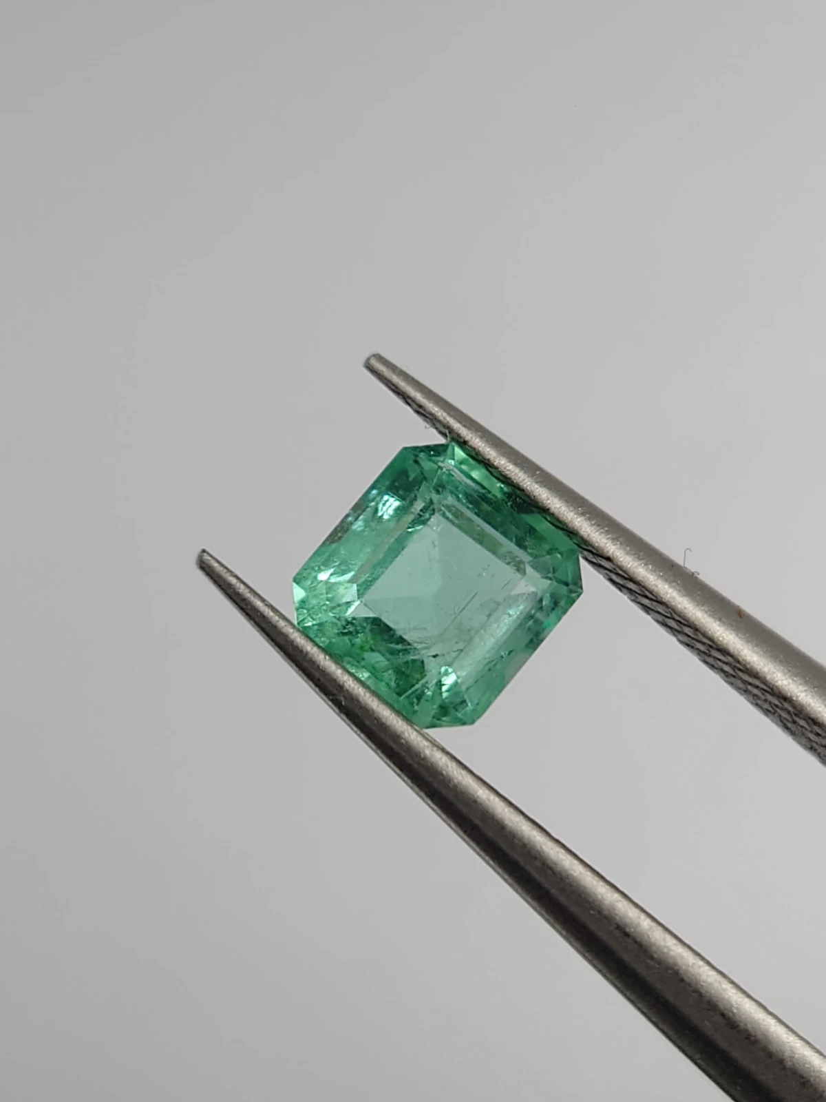 0.47ct Natural Emerald from Afghanistan in Asscher Cut — view 4