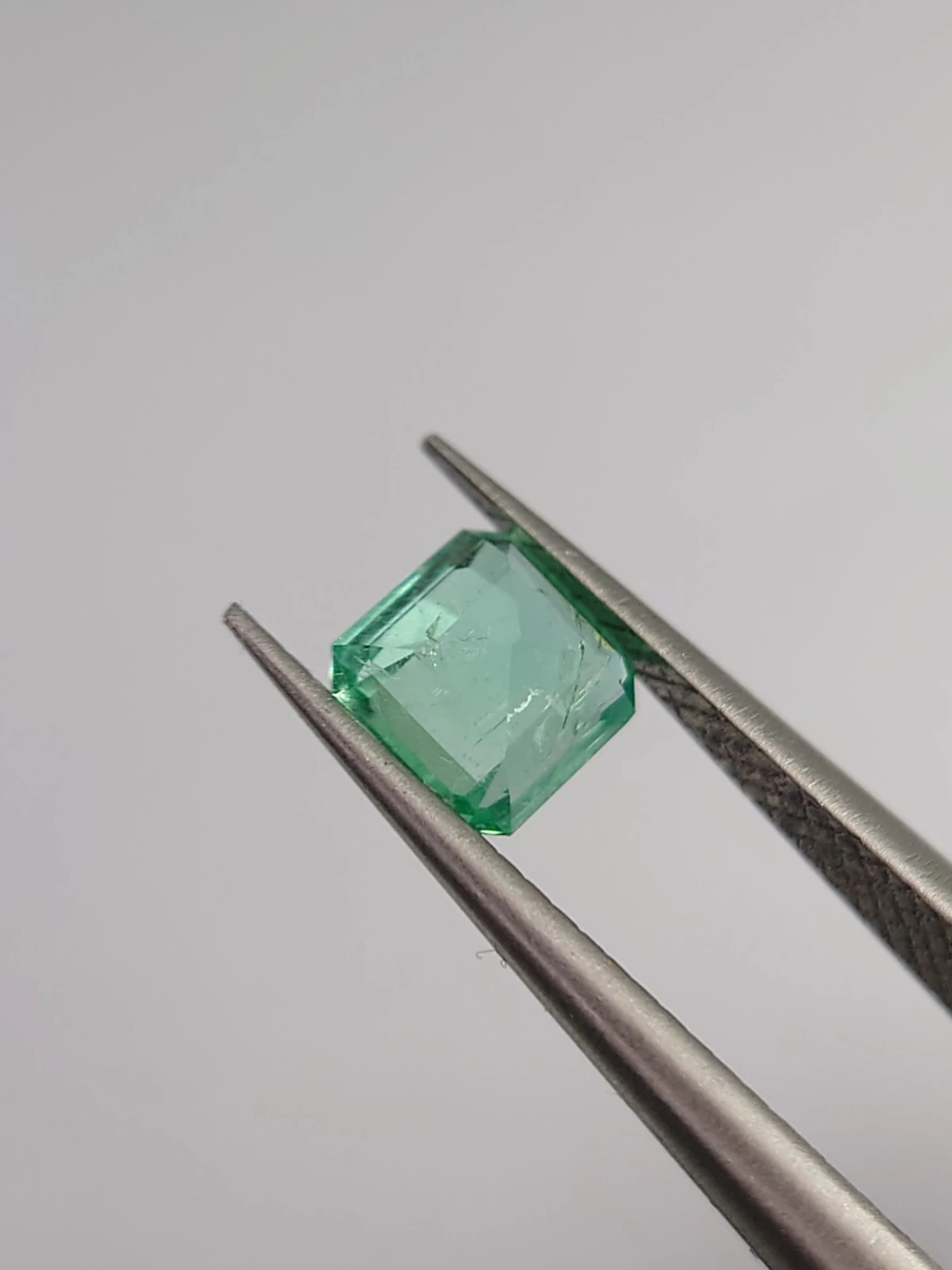 0.47ct Natural Emerald from Afghanistan in Asscher Cut — view 5