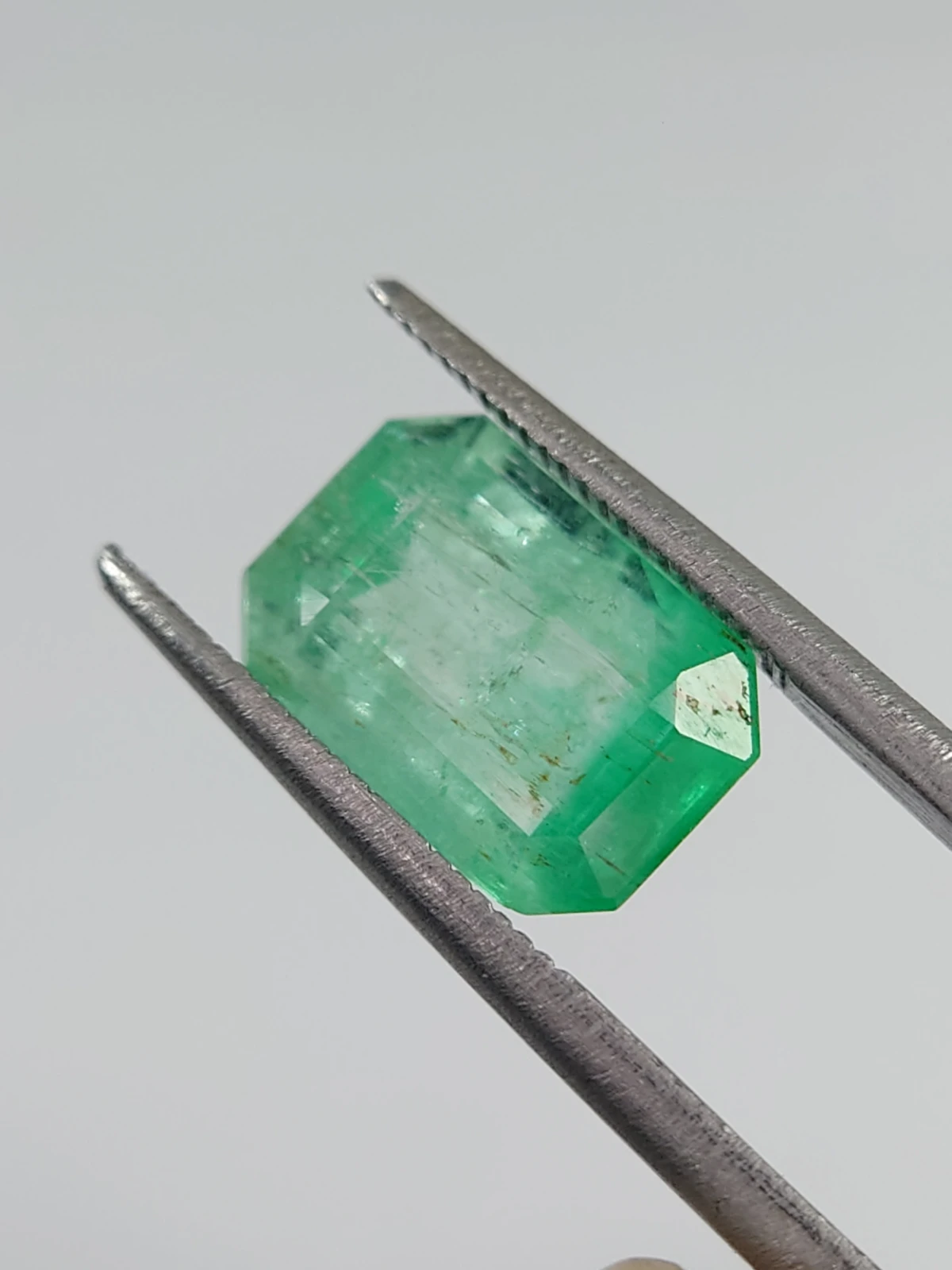 3.72ct Natural Bluish Green Emerald from Afghanistan — view 3