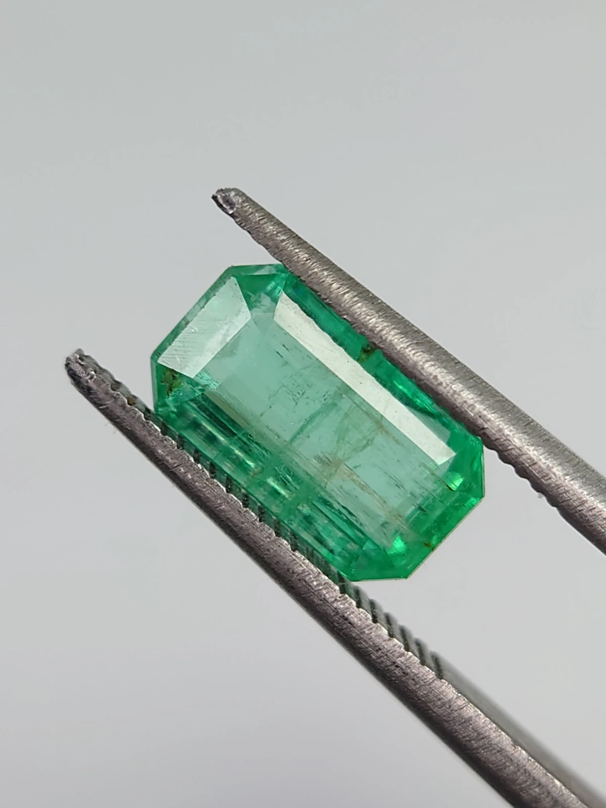 2ct Natural Emerald Octagon Faceted from Afghanistan — view 4