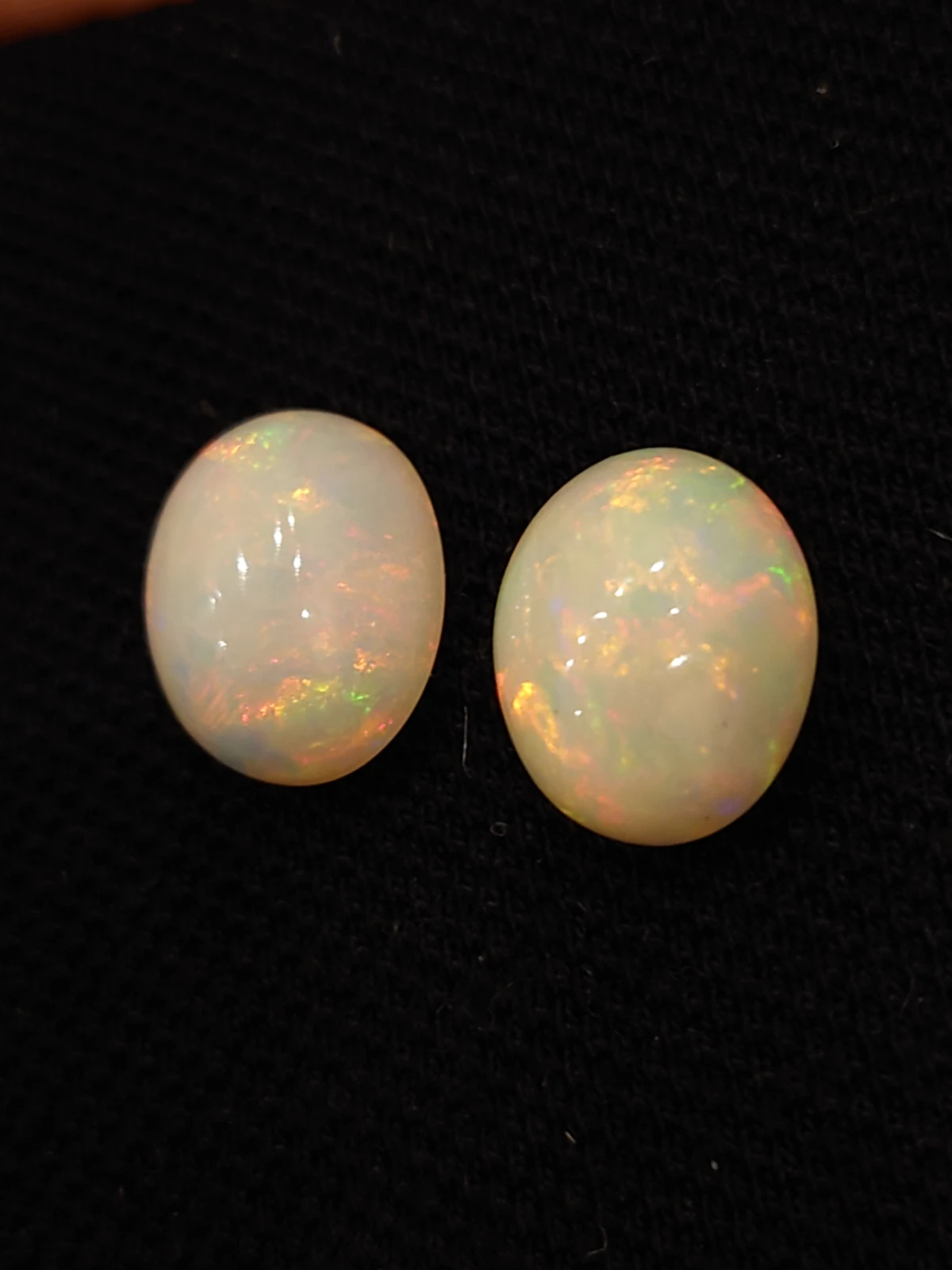 7.2ct Natural White Ethiopian White Opal Pair — view 4