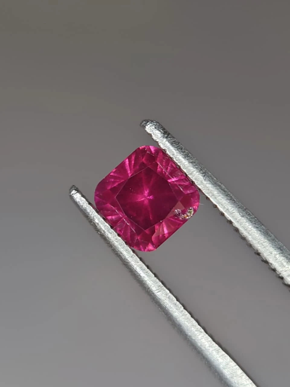 0.8ct Natural Radiant Faceted Rhodolite Garnet from  Tanzania — view 4