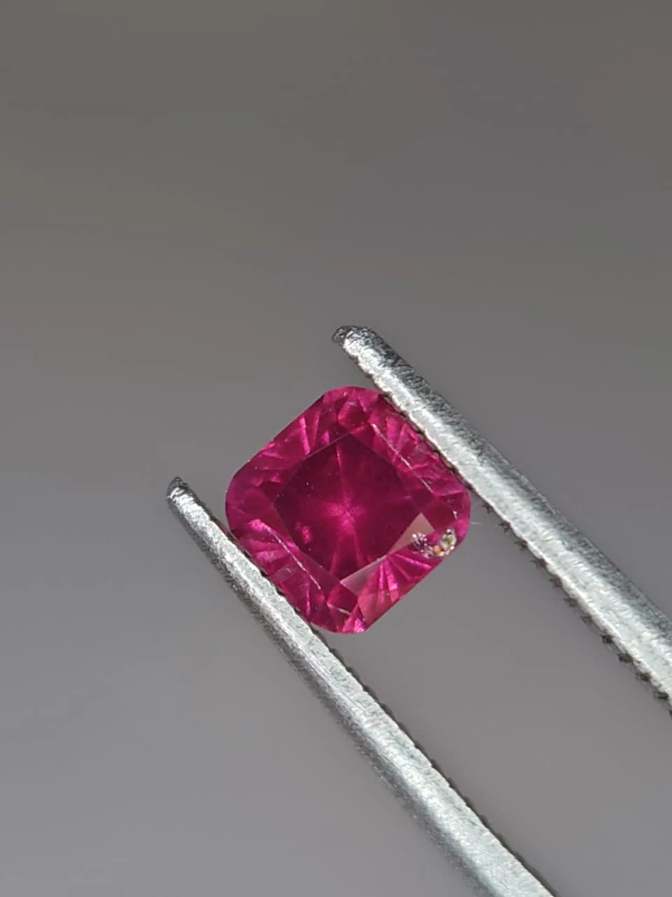 0.8ct Natural Radiant Faceted Rhodolite Garnet from  Tanzania — view 5
