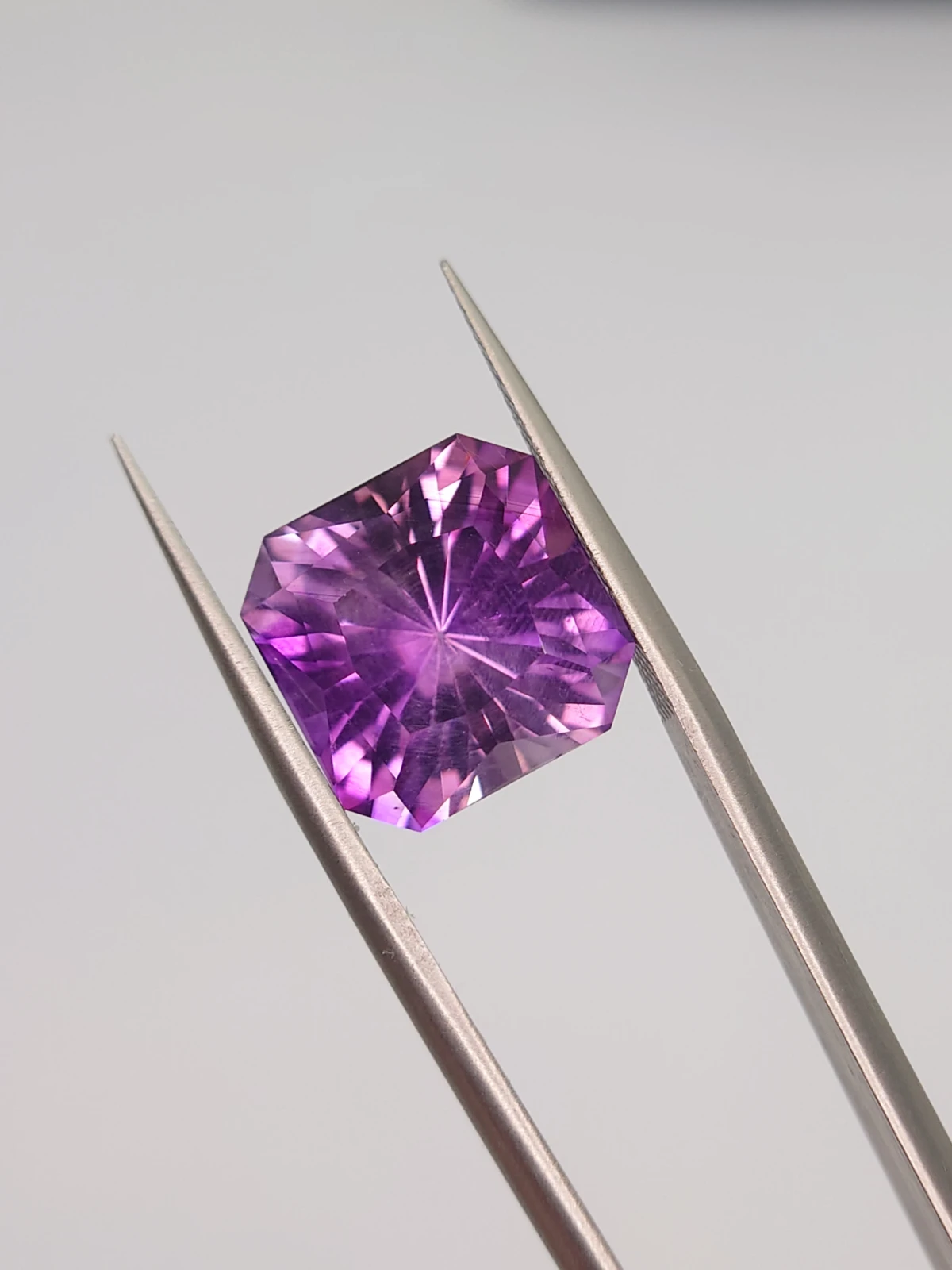 6.6ct Amethyst Radiant Cut Loose Gemstone From Nigeria — view 3