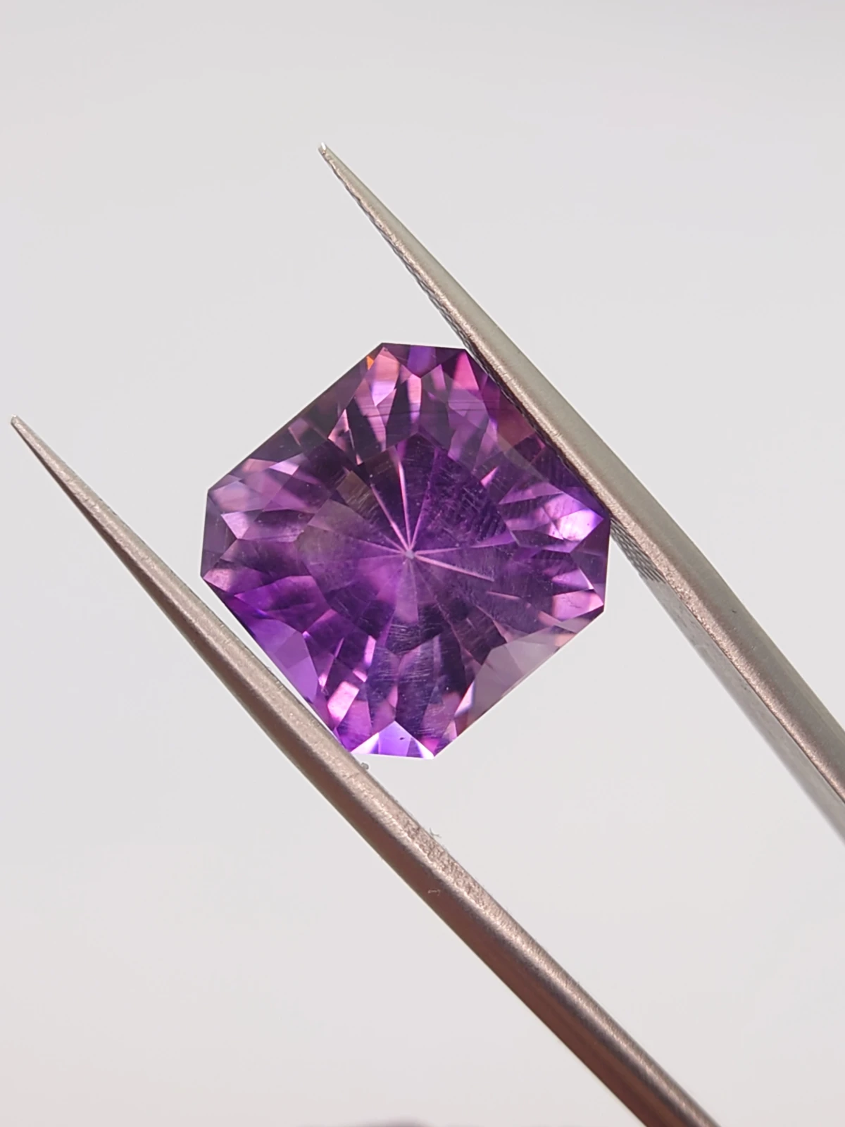 6.6ct Amethyst Radiant Cut Loose Gemstone From Nigeria — view 1