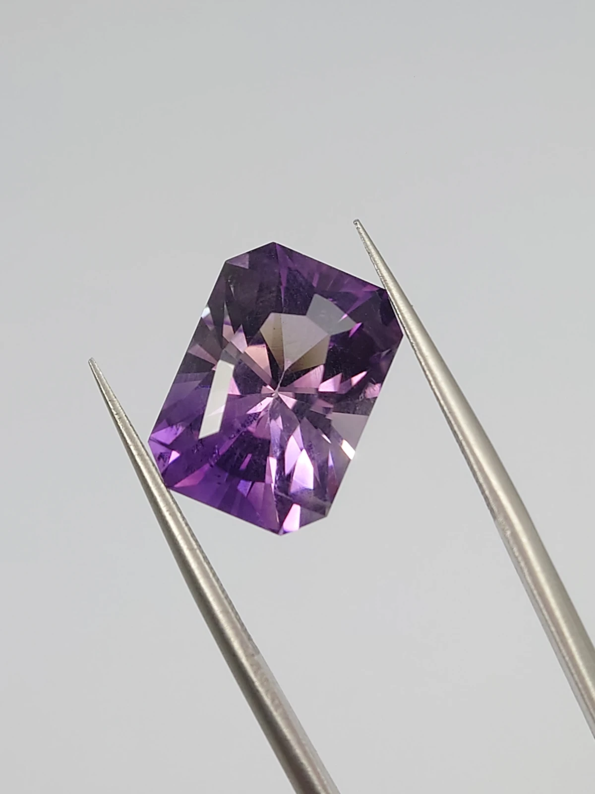 9.2ct Amethyst Radiant Cut Loose Gemstone From Nigeria — view 2
