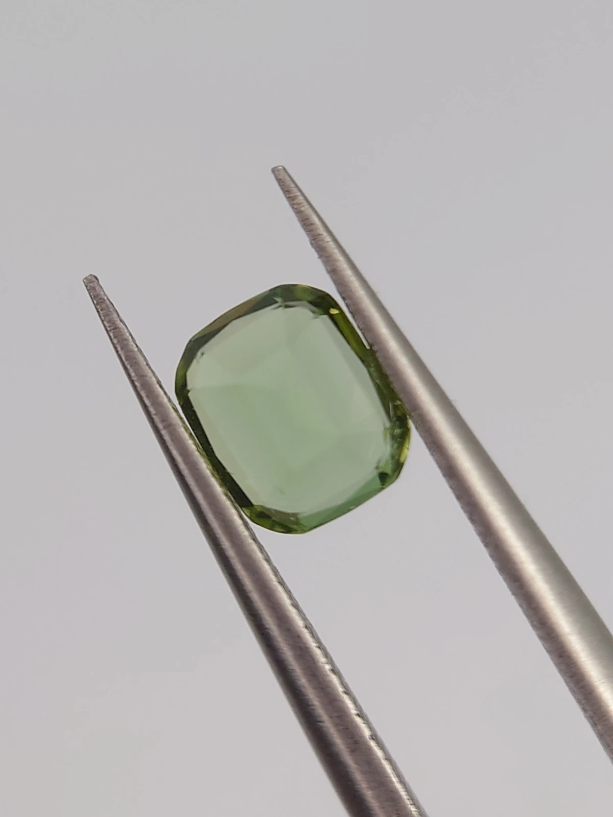 0.8ct Natural light Green Tourmaline Cushion Cut Loose Gemstone from Afghanistan — view 1