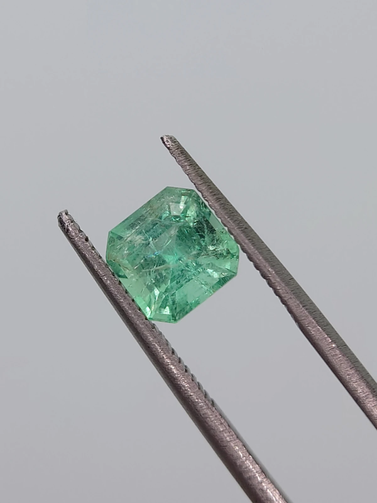 1.16ct Emerald Octagon Shape Loose Gemstone from Afghanistan — view 2