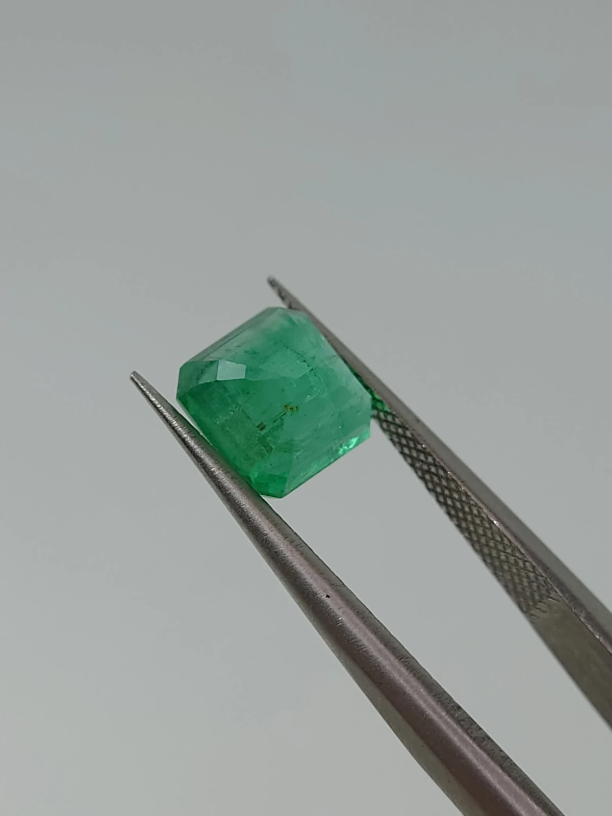 3.45ct Natural Emerald From Panjshir Afghanistan — view 3