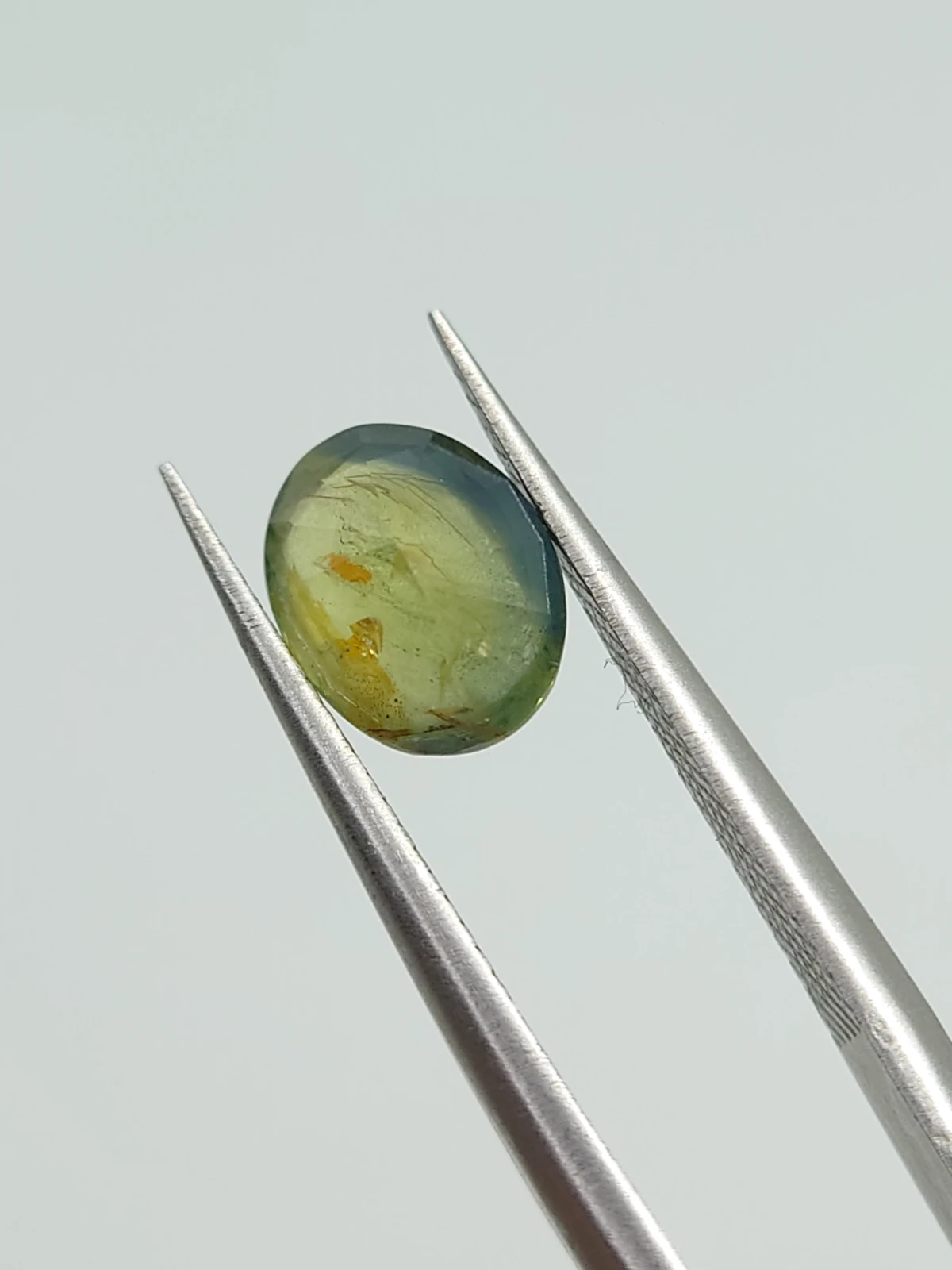 1.64ct Bicolor Sapphire Oval Cut From Nigeria — view 4