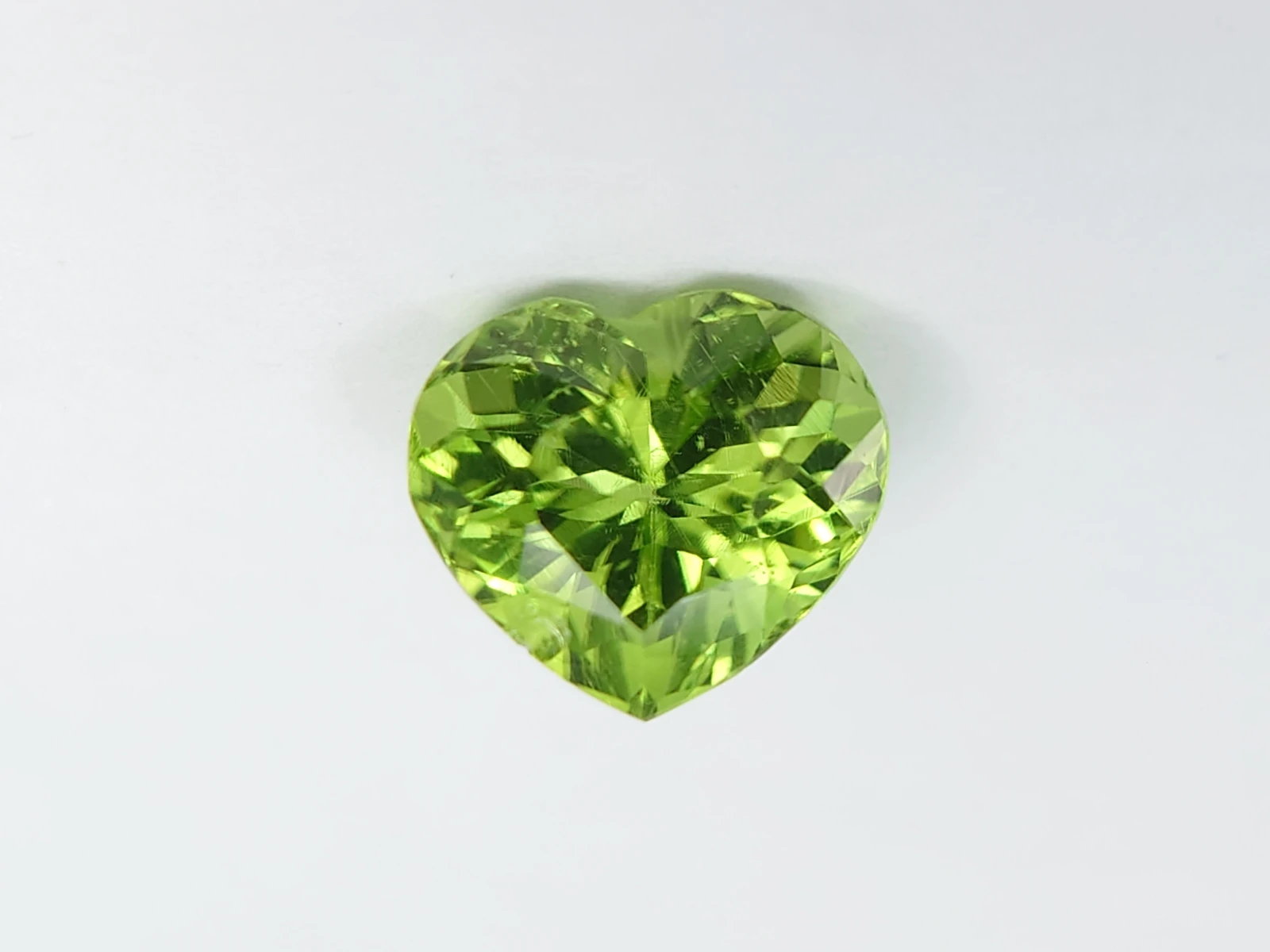 3.84ct Natural Peridot Heart Cut From Pakistan — view 5