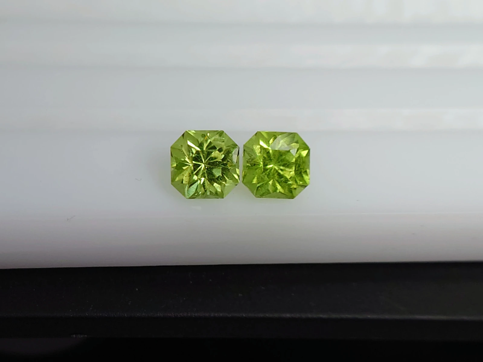 1.25ct Natural Peridot Pair from Pakistan — view 2