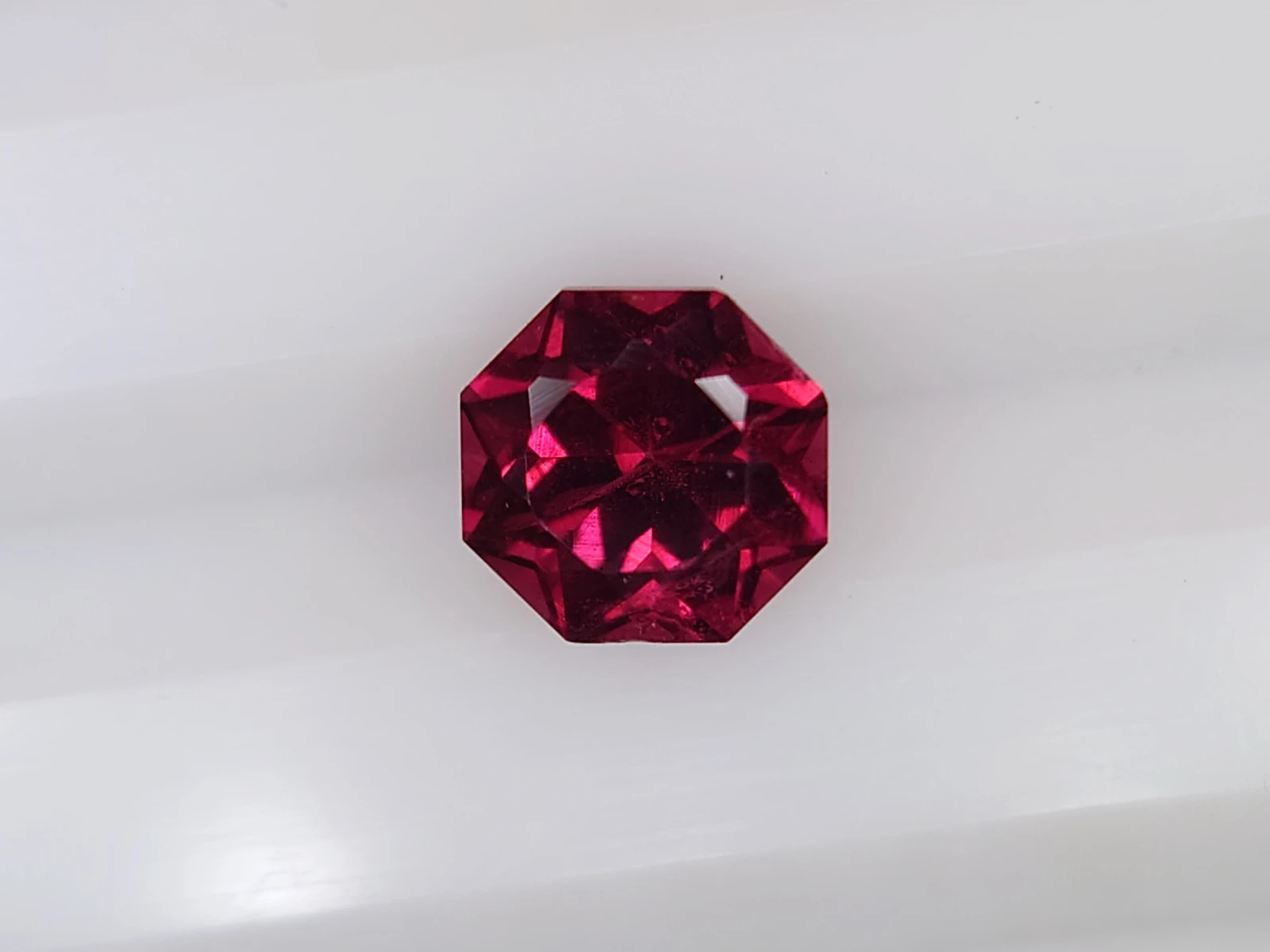 1.53ct Natural Malaya Garnet from Nigeria — view 1