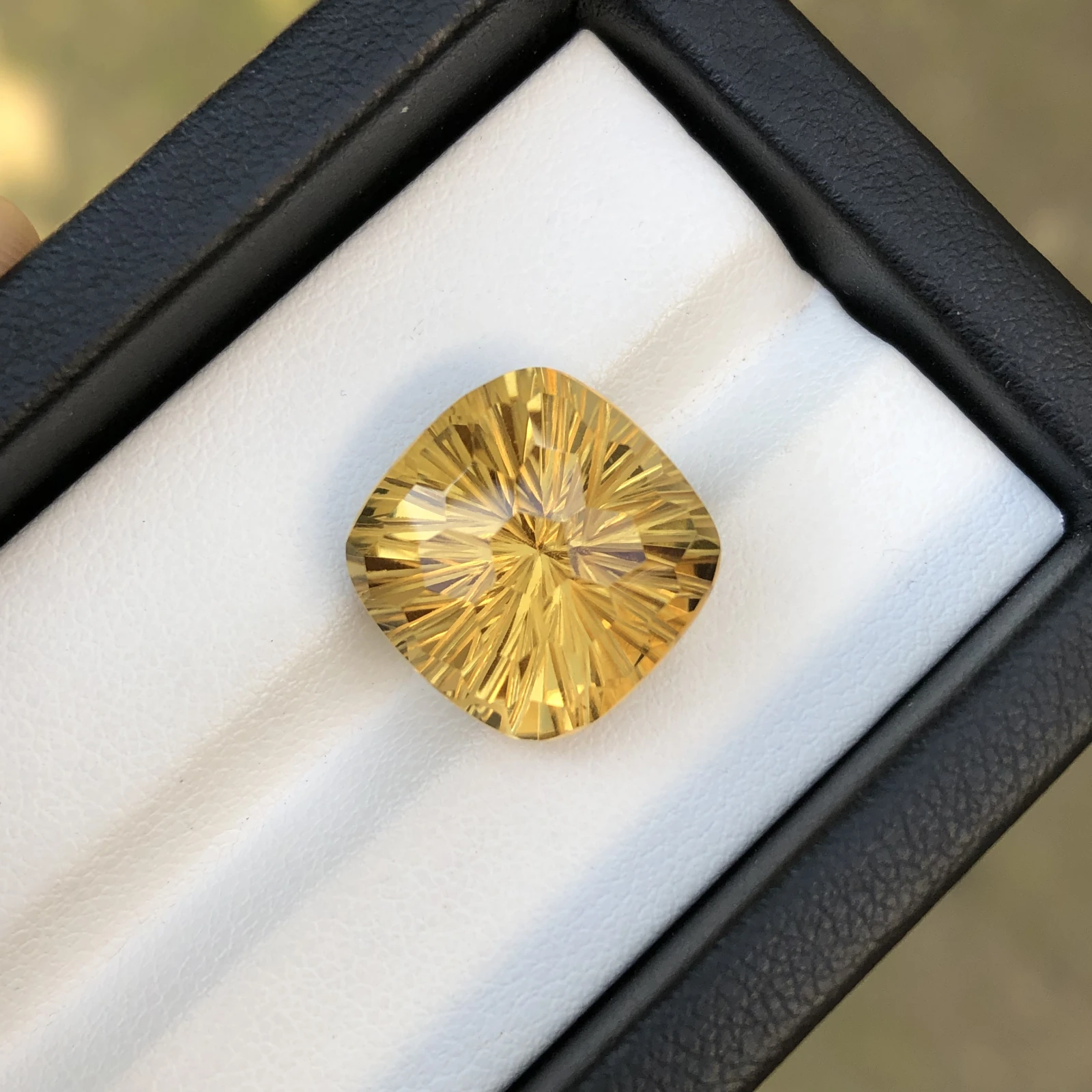 14.30ct Natural Citrine loose gemstone Cushion cut from Brazil — view 2
