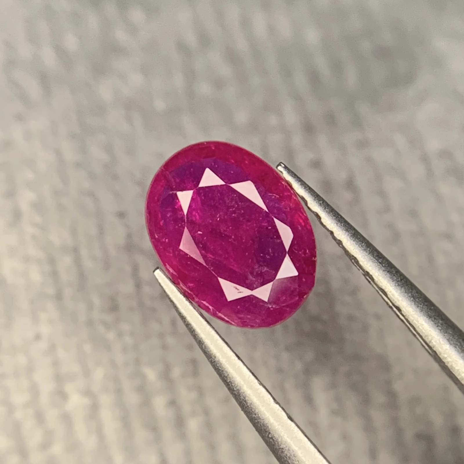 1ct Natural Ruby loose gemstone oval shape from Madagascar — view 1