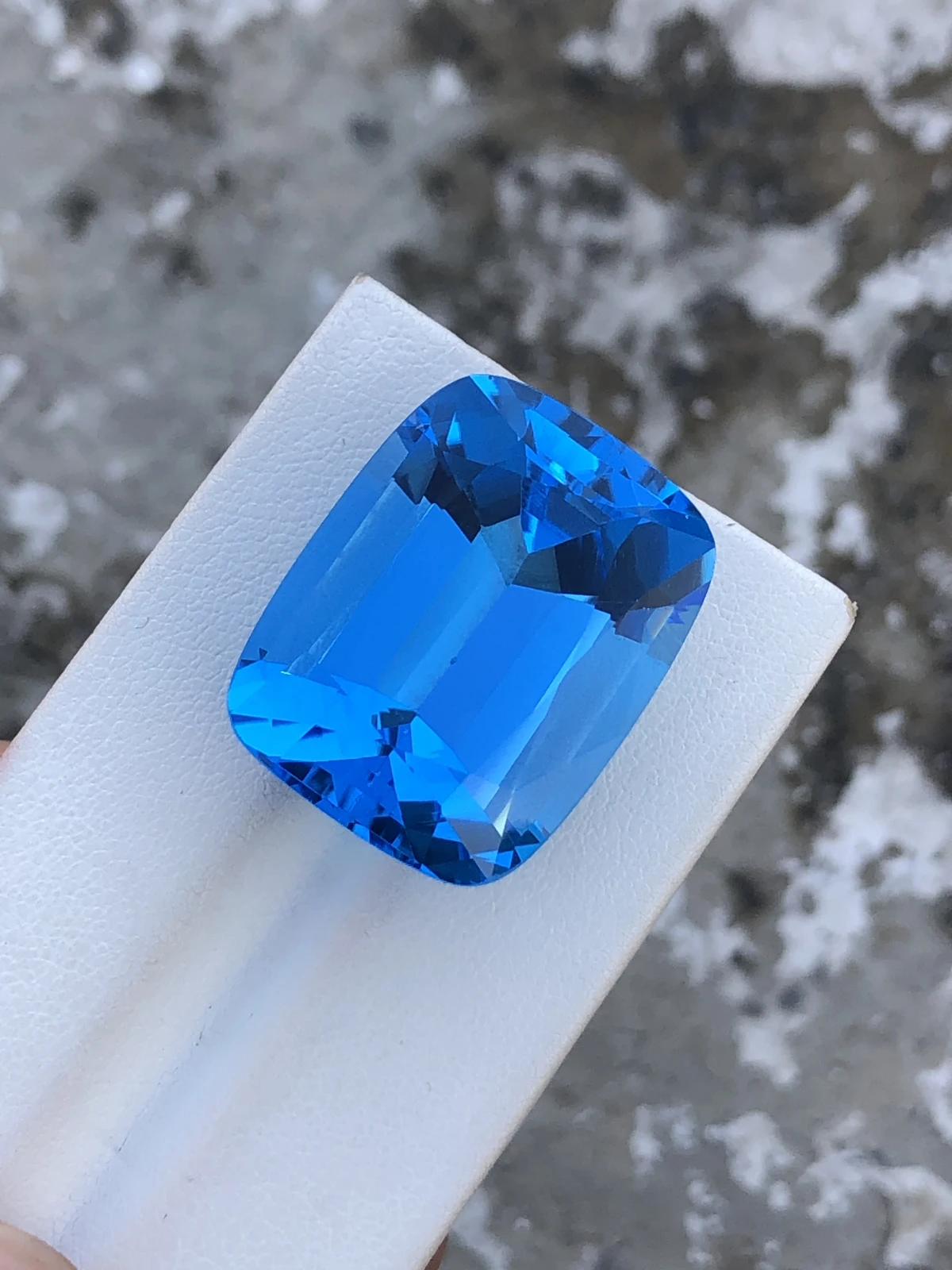 55.85ct Natural Electric Blue topaz loose gemstone cushion cut — view 3