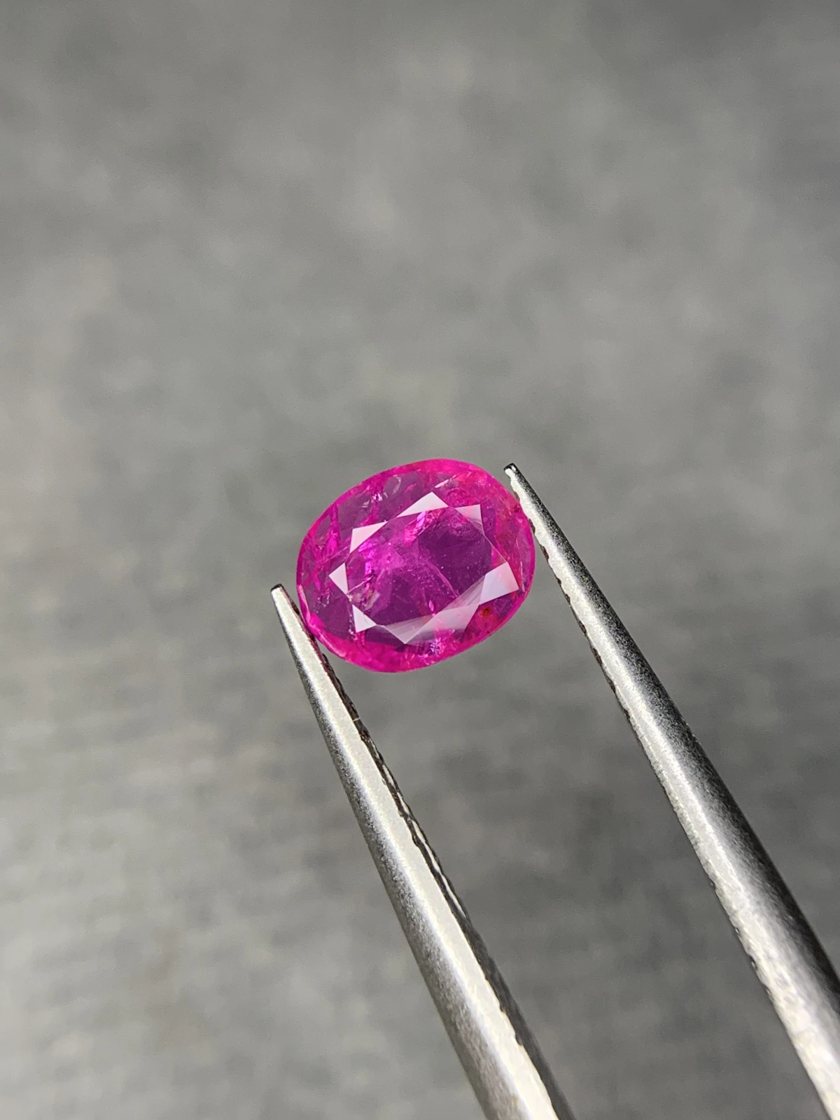 0.87ct Natural Ruby loose gemstone oval cut HGTL certified — view 2
