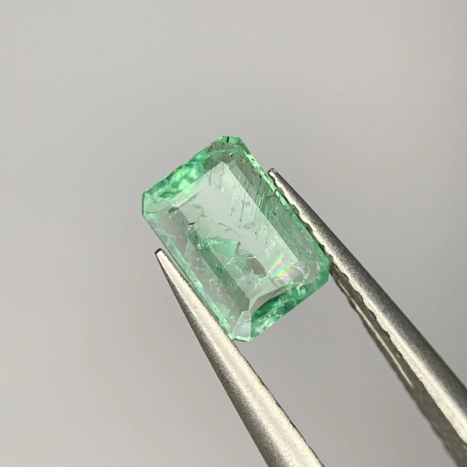 0.70 ct Natural Emerald loose gemstone emerald cut — view 2