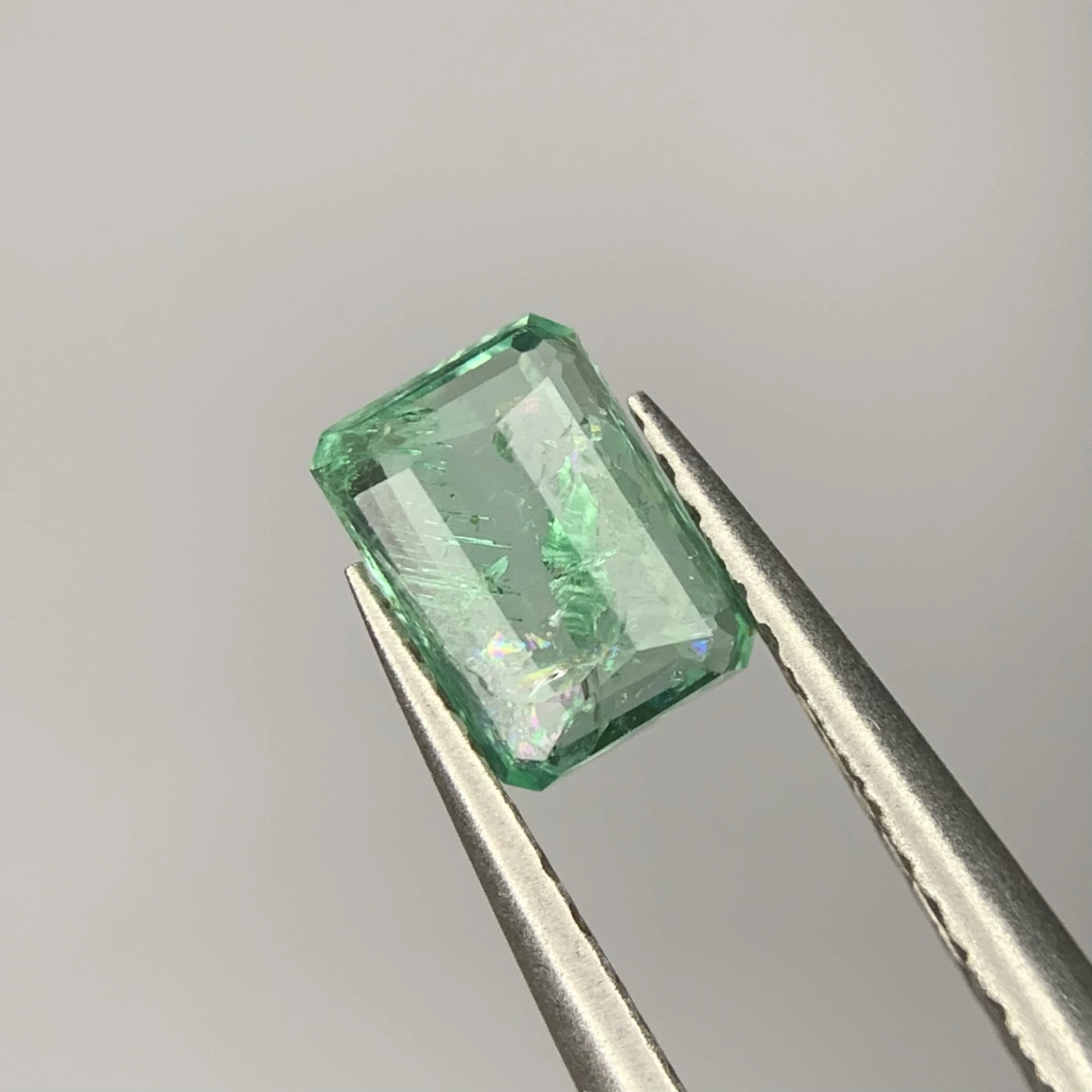 0.70 ct Natural Emerald loose gemstone emerald cut — view 5