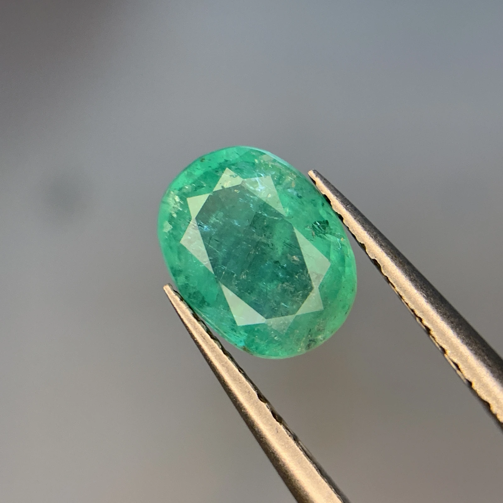 1.45ct Natural Emerald loose gemstone oval cut from Afghanistan — view 2