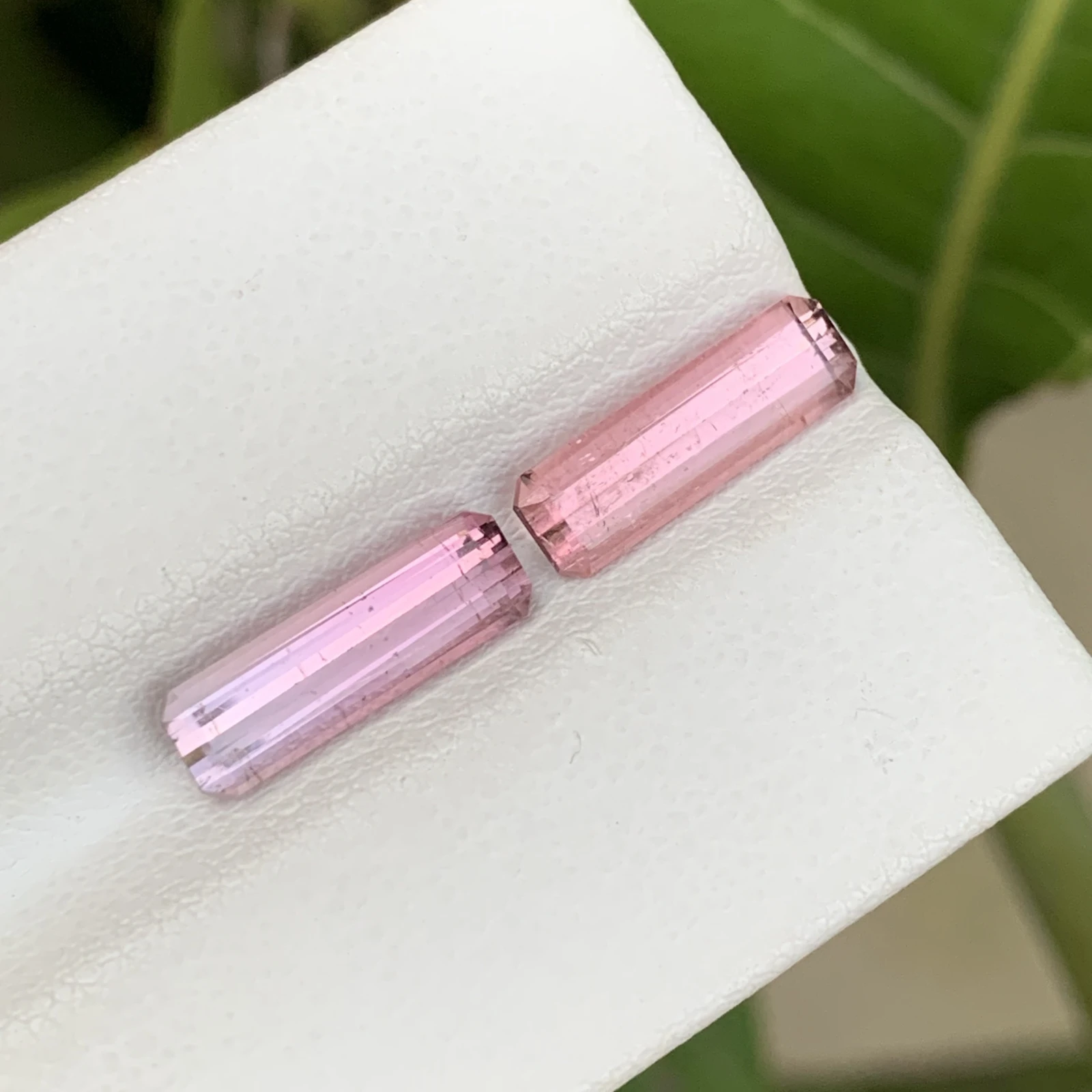 3.40 ct Natural Pink Tourmaline loose gemstone pair — view 3