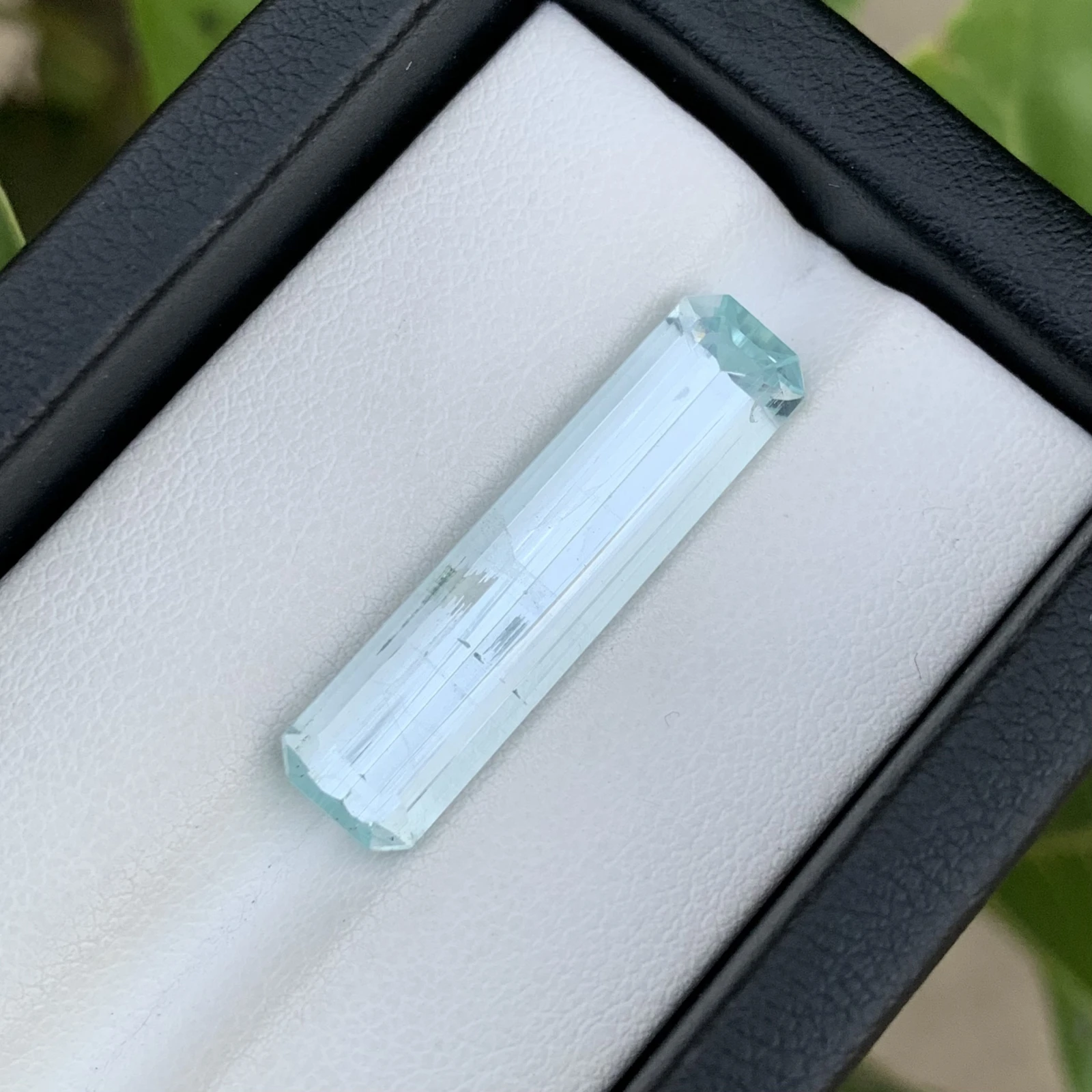 9.80ct Natural Aquamarine loose gemstone octagon shape — view 2