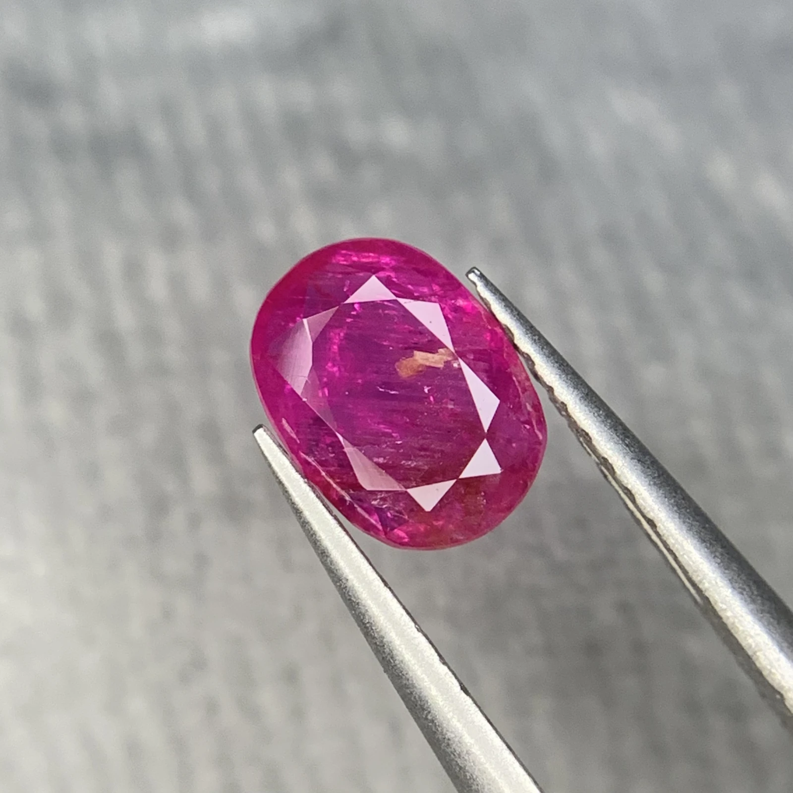 1.40ct Natural Ruby loose gemstone oval shape from Afghanistan — view 3