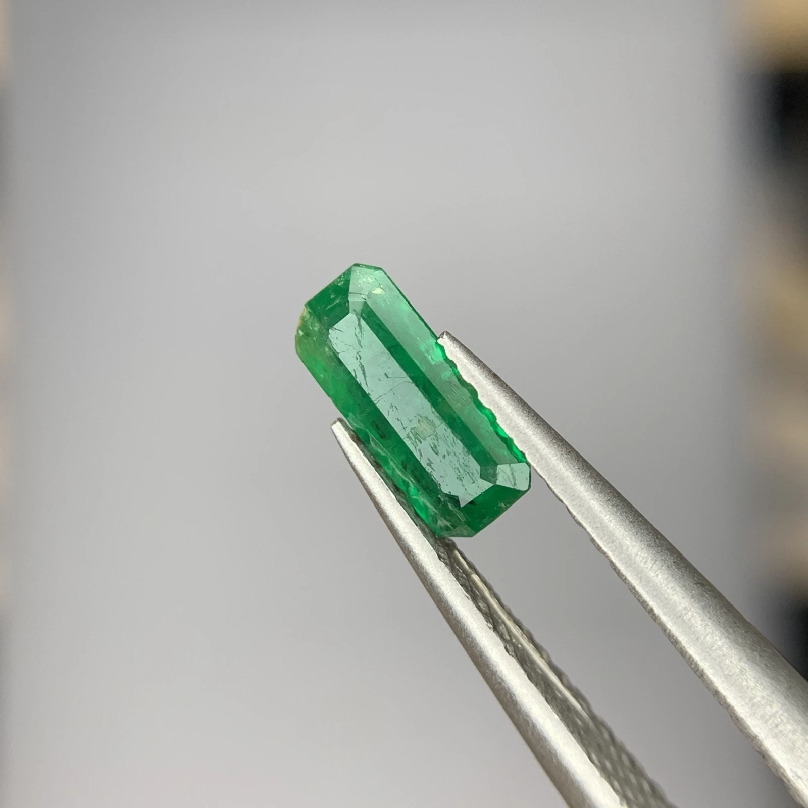 0.50ct Natural Emerald loose gemstone octagon shape — view 4