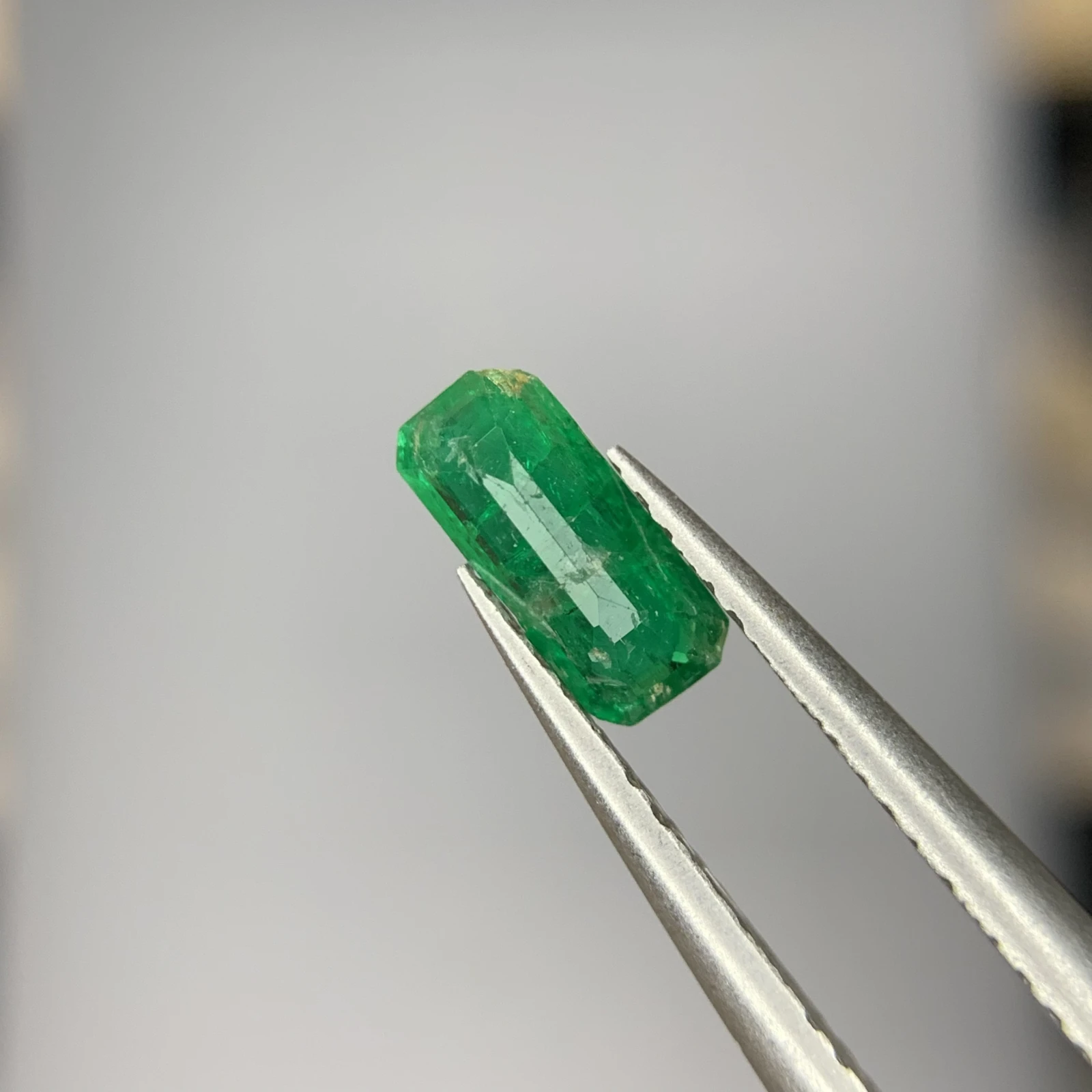 0.50ct Natural Emerald loose gemstone octagon shape — view 5