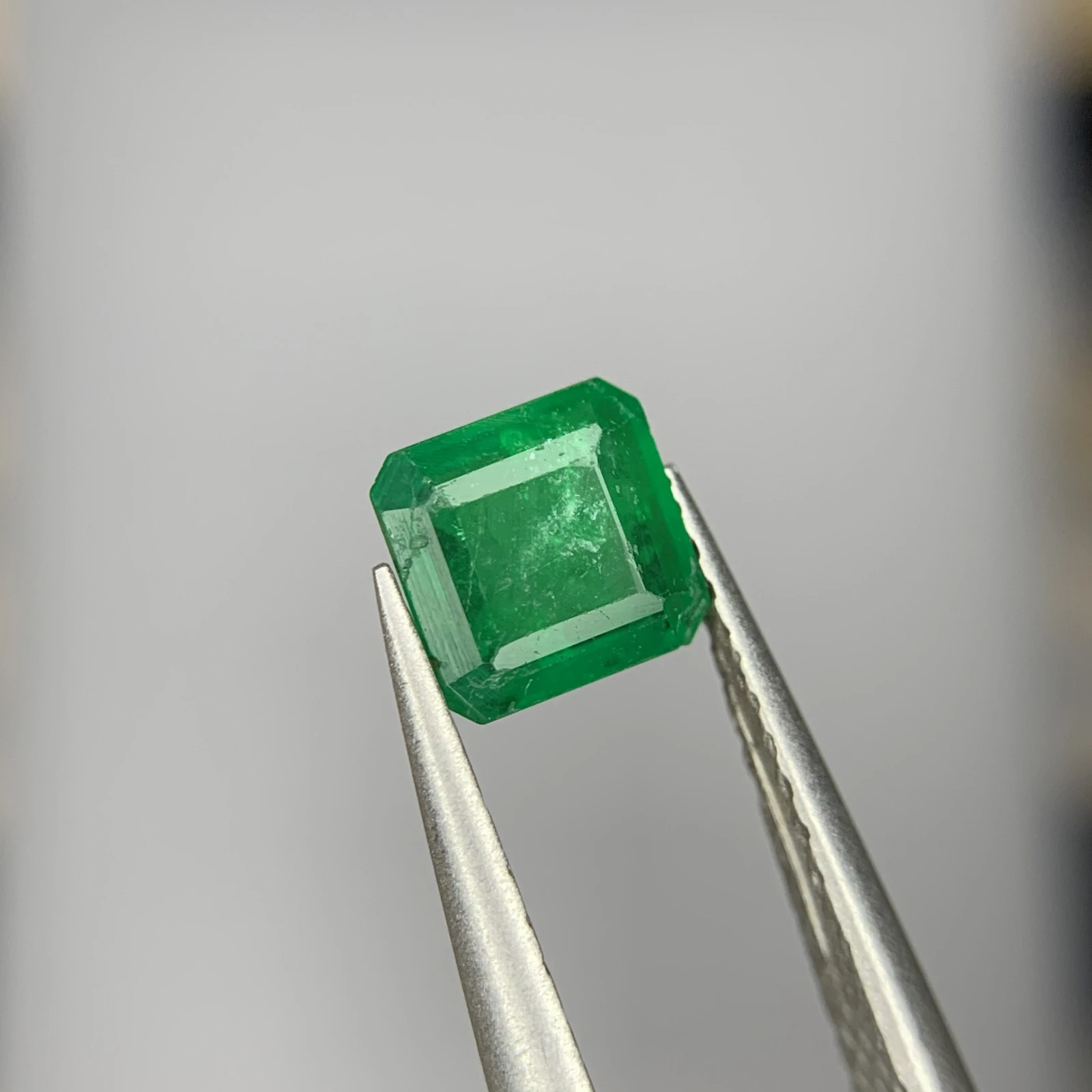 0.60 ct Natural Emerald loose gemstone octagon shape — view 2