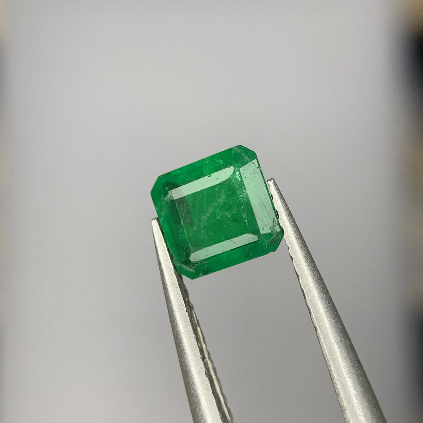 0.60 ct Natural Emerald loose gemstone octagon shape — view 3
