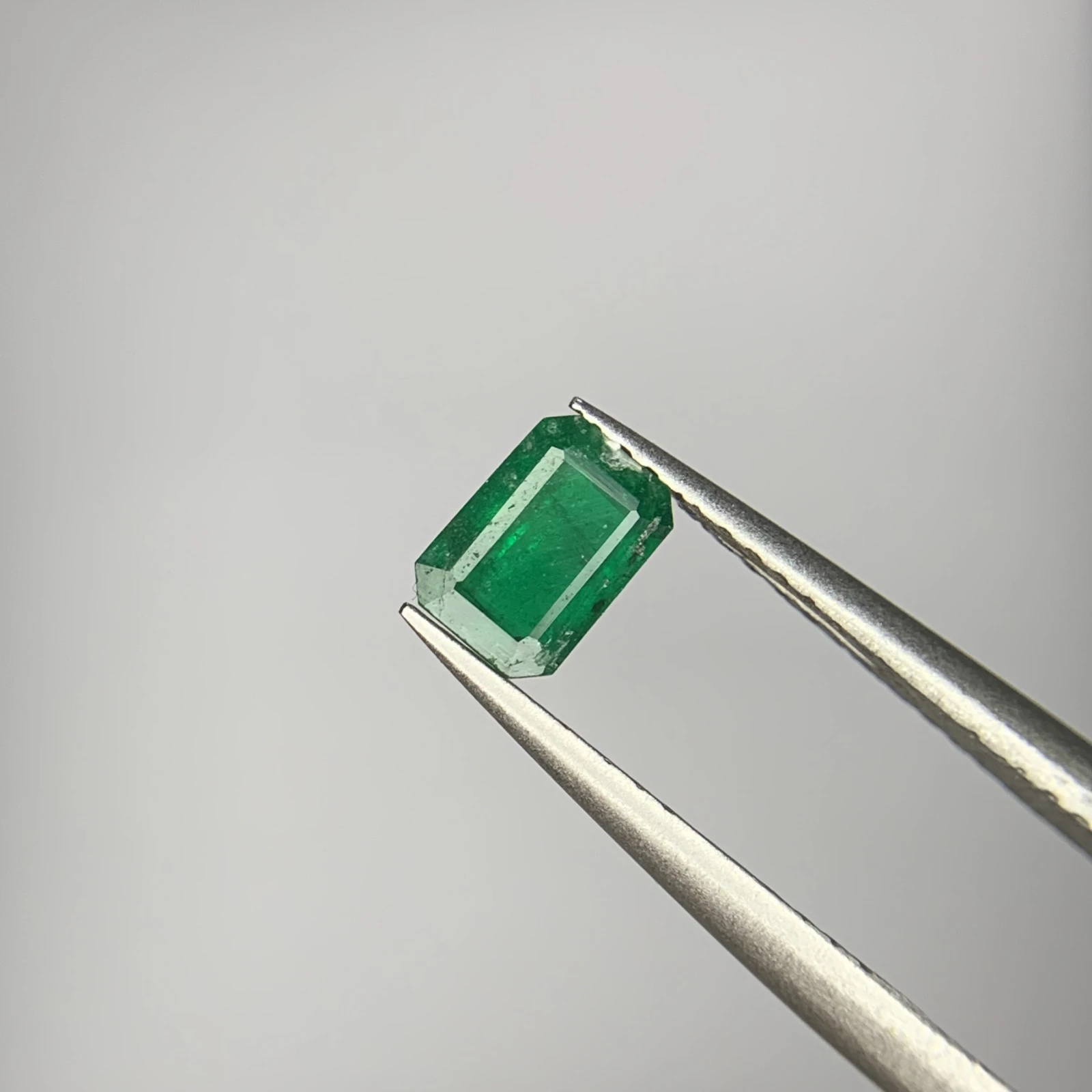 0.30 ct Natural Emerald loose gemstone octagon shape — view 1