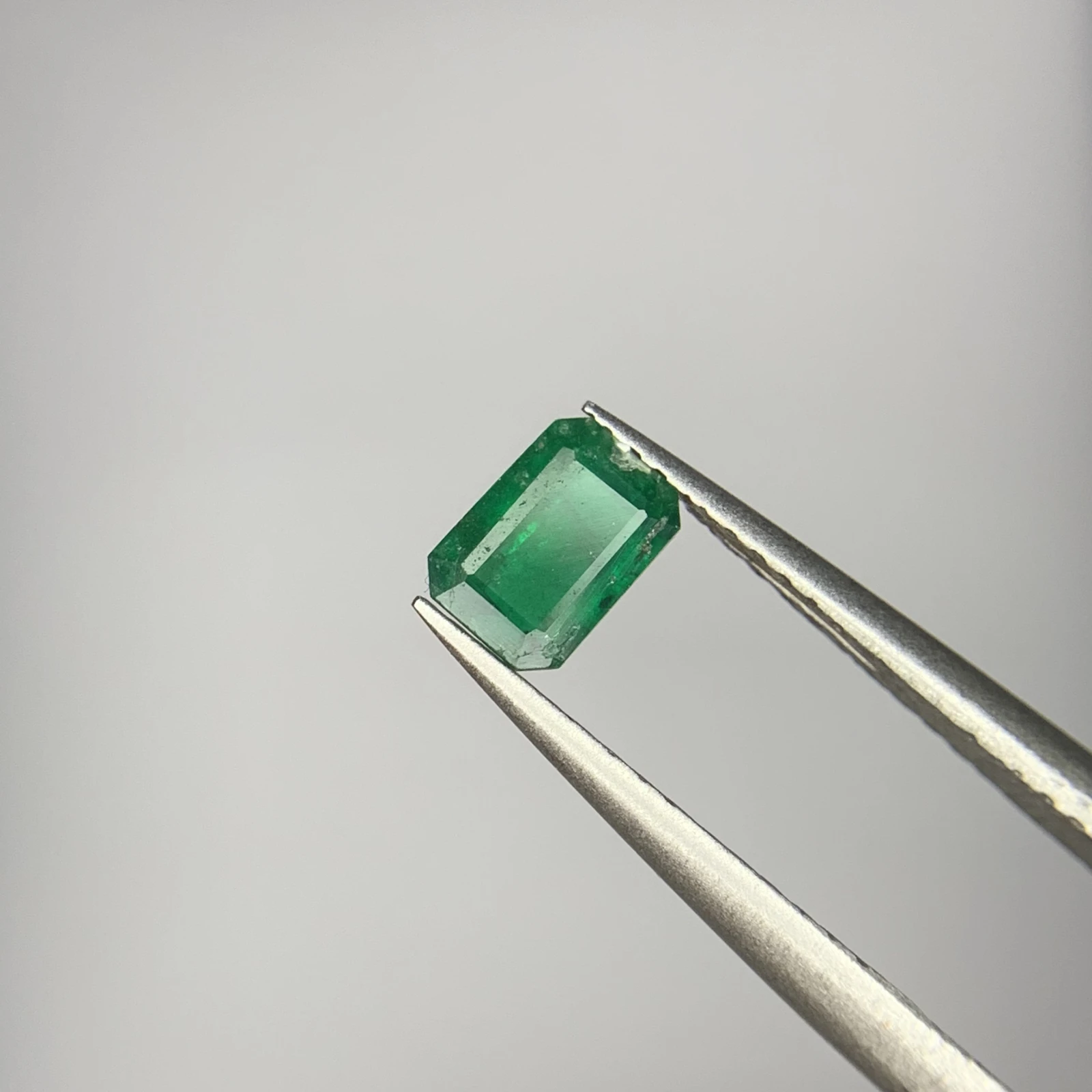 0.30 ct Natural Emerald loose gemstone octagon shape — view 3