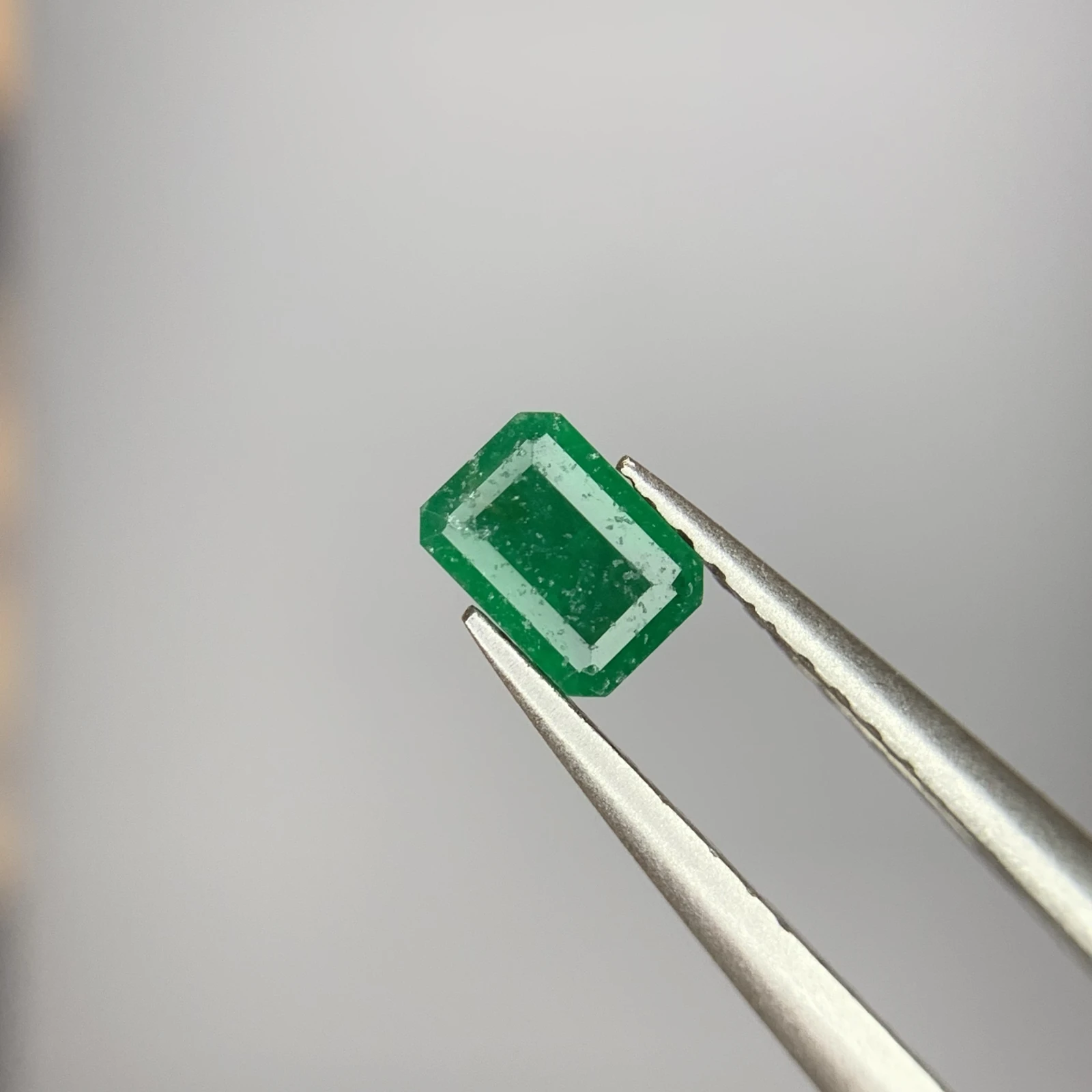 0.25 ct Natural Emerald loose gemstone octagon cut — view 1