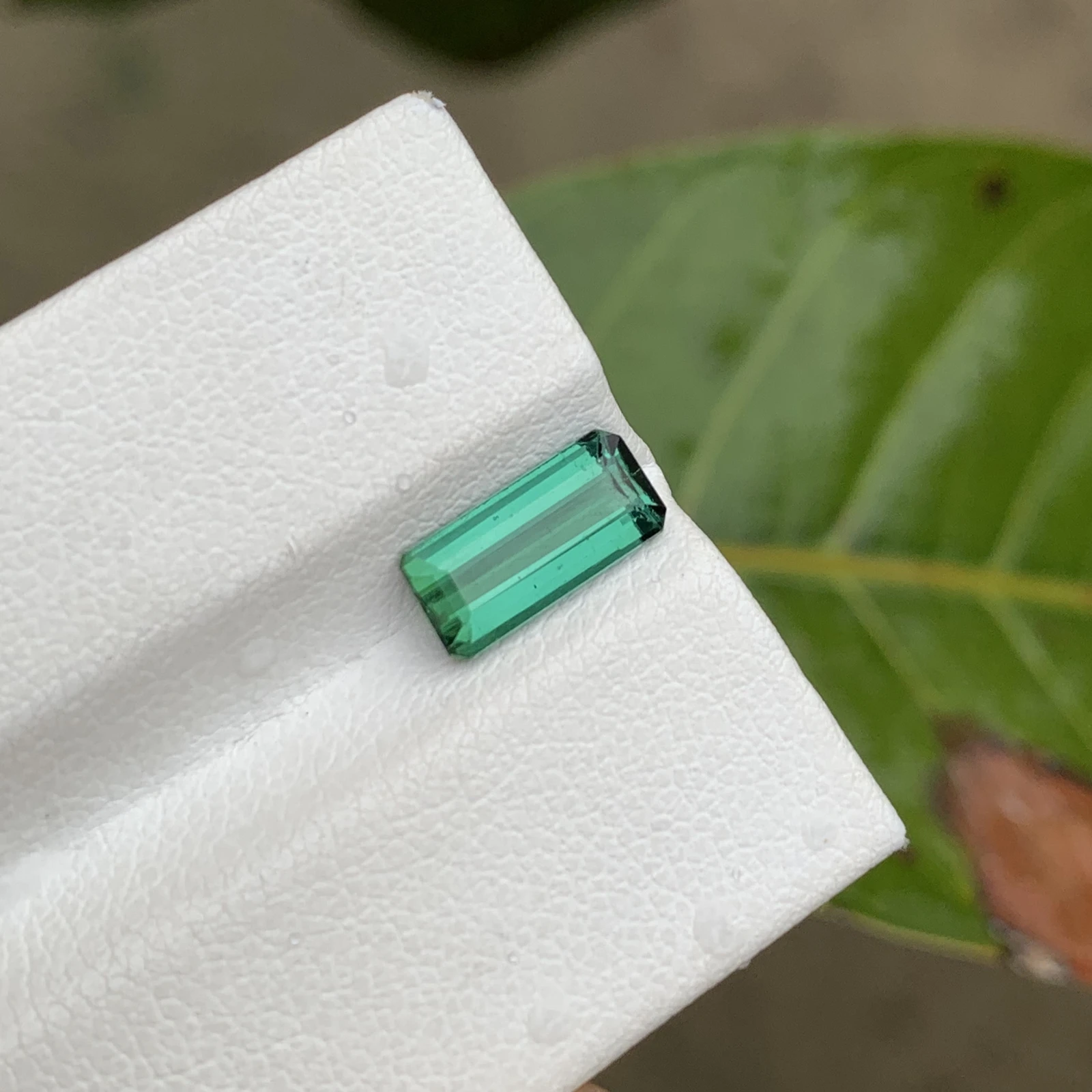 1.50 ct Natural Tourmaline loose gemstone octagon cut green — view 2