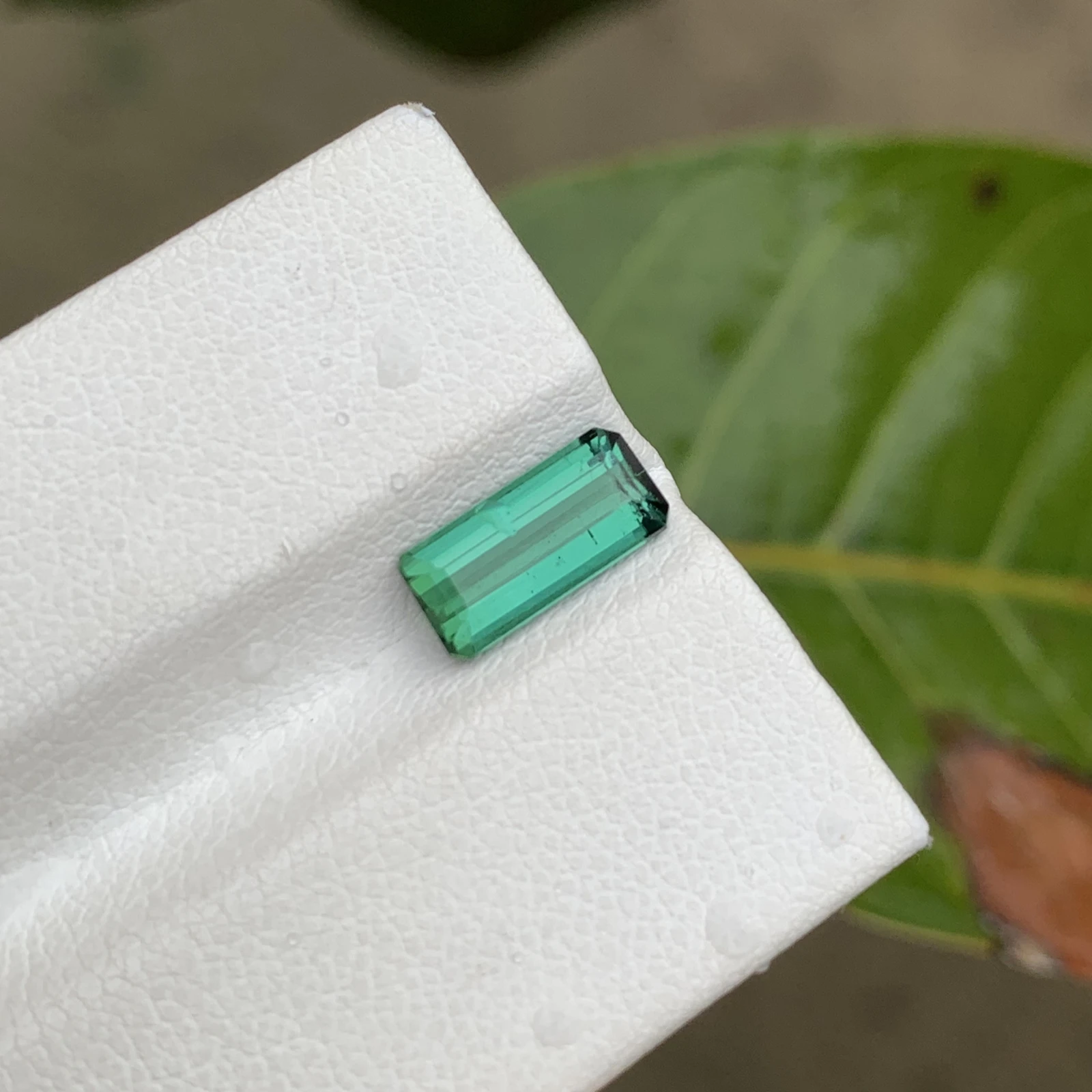 1.50 ct Natural Tourmaline loose gemstone octagon cut green — view 3