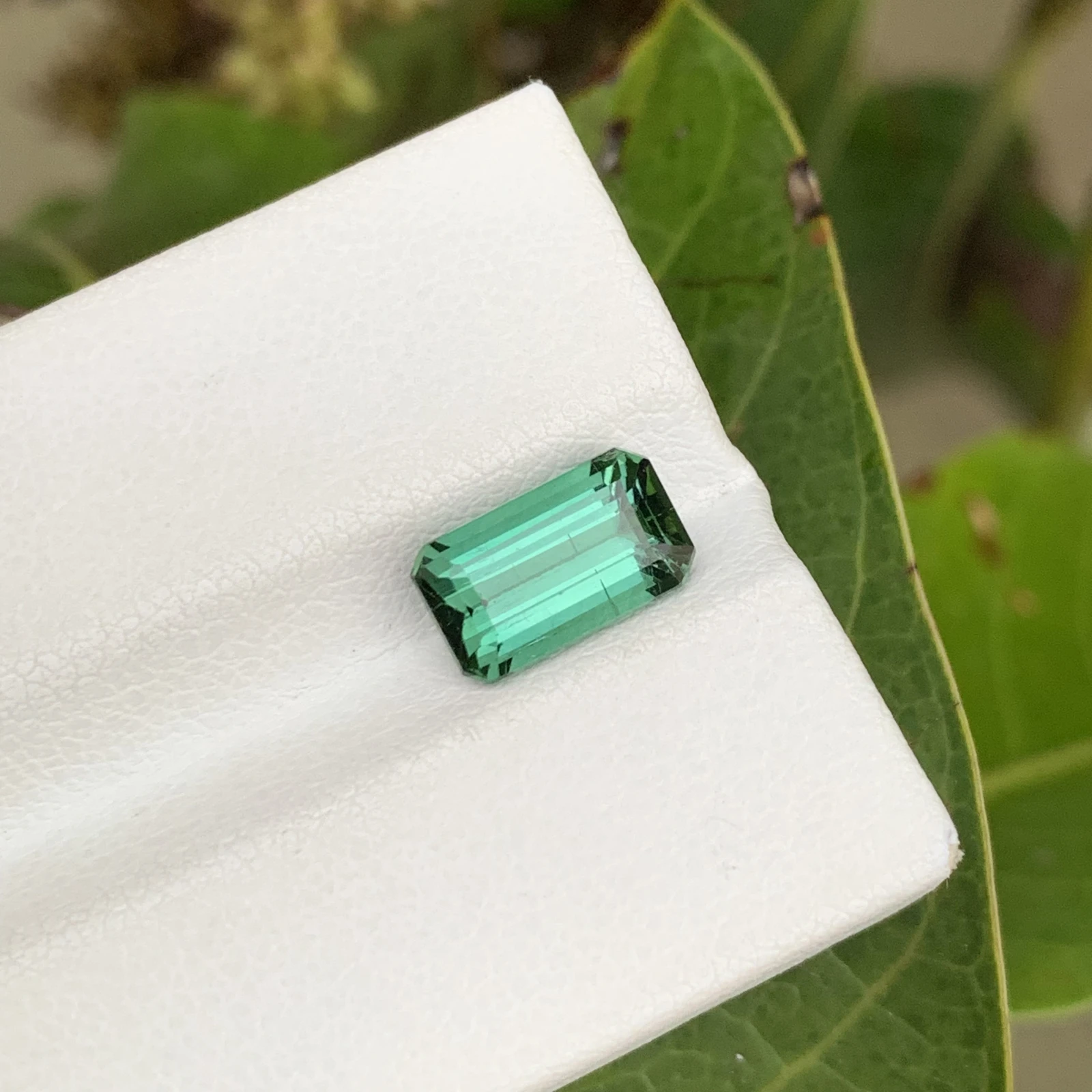 2.25 ct Natural Tourmaline loose gemstone octagon bluish green — view 3