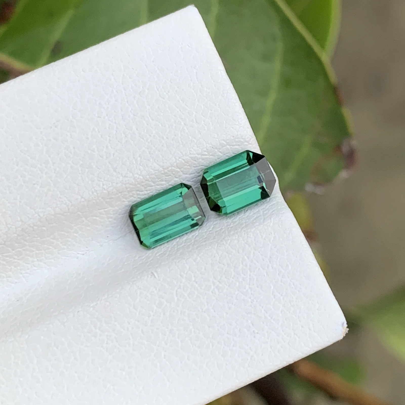 1.75 ct Natural Bluish Green Tourmaline gemstones octagon shape — view 1
