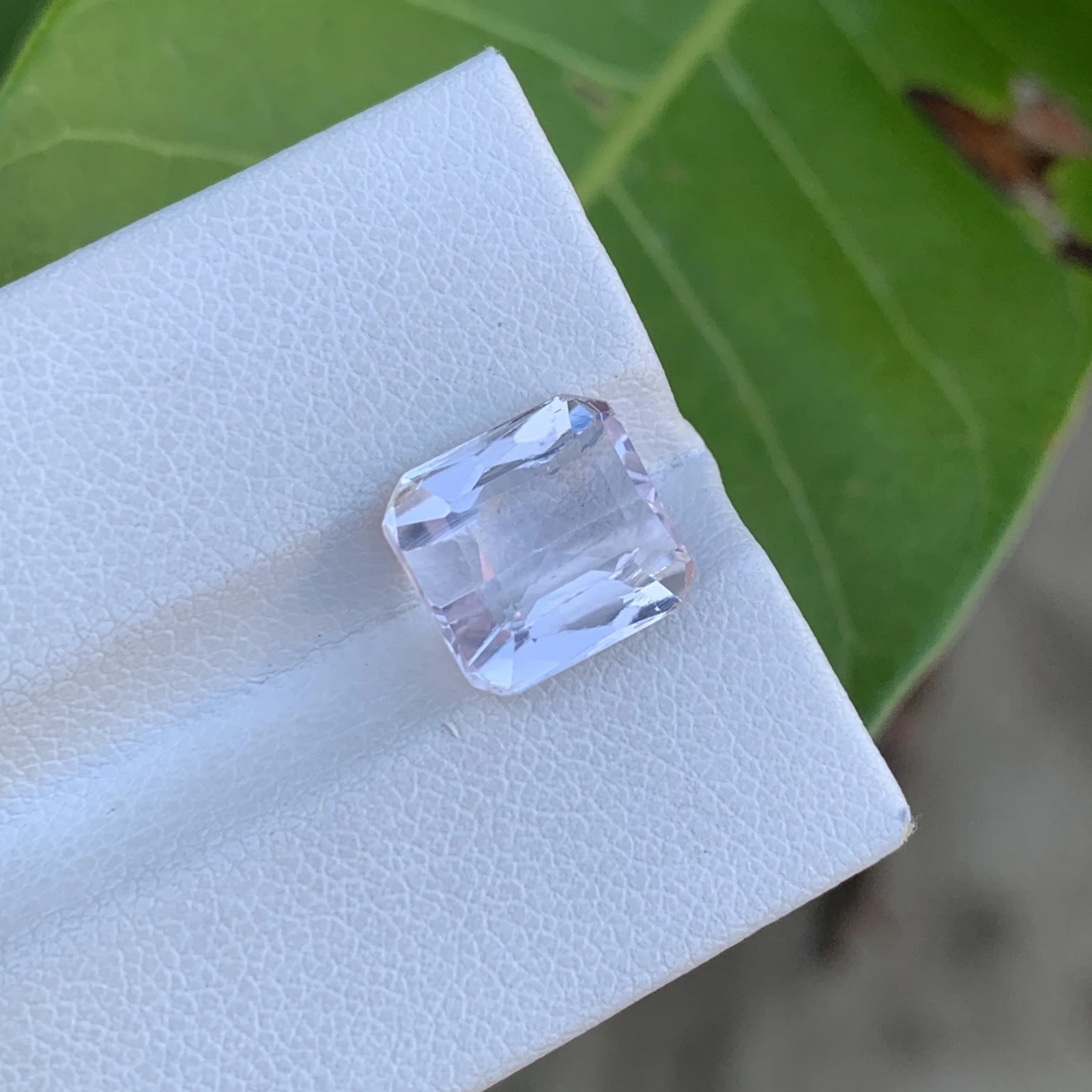 4.25 ct. Natural Kunzite Loose Gemstone Octagon Cut — view 3