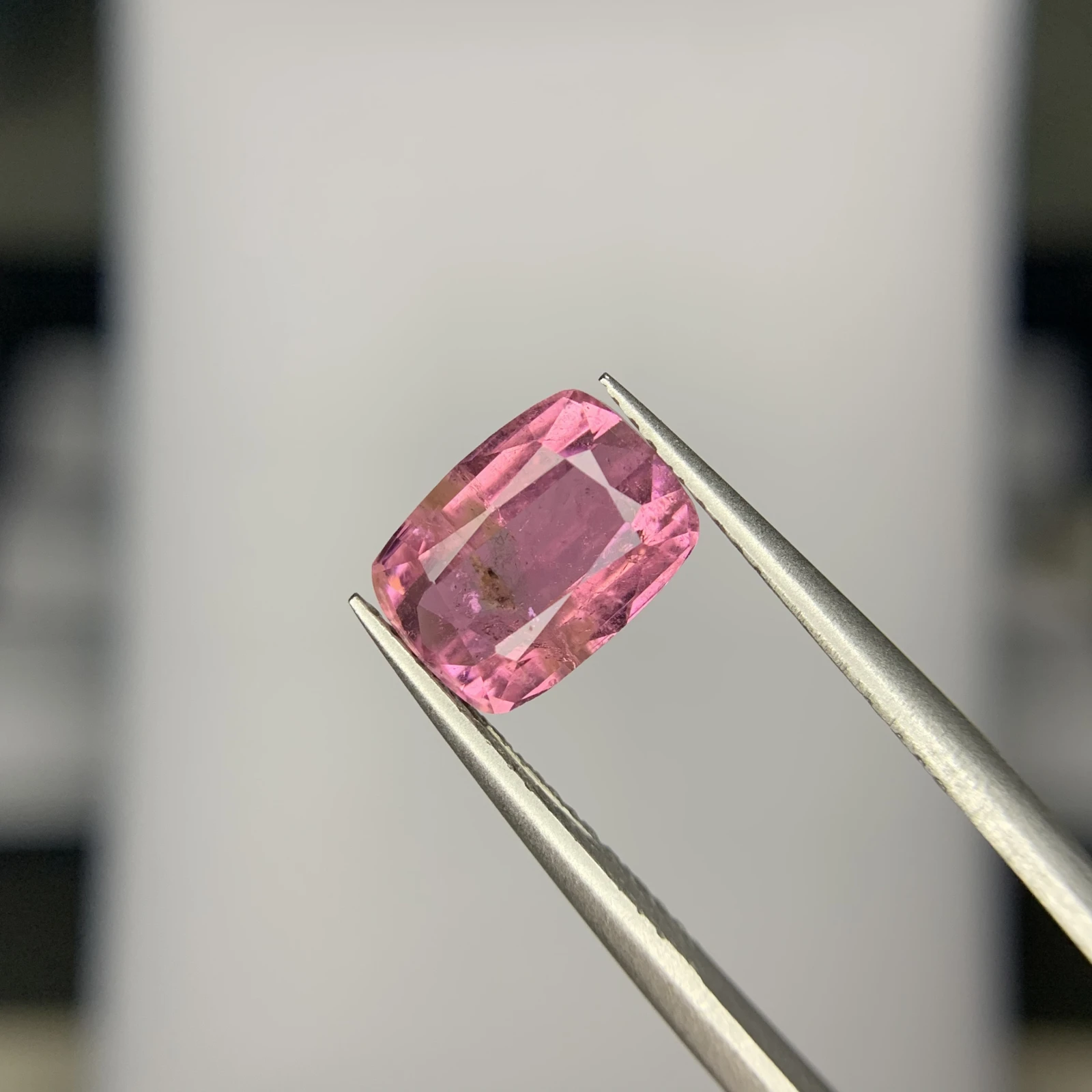 2.35ct Natural Pink Tourmaline gemstone cushion cut — view 3