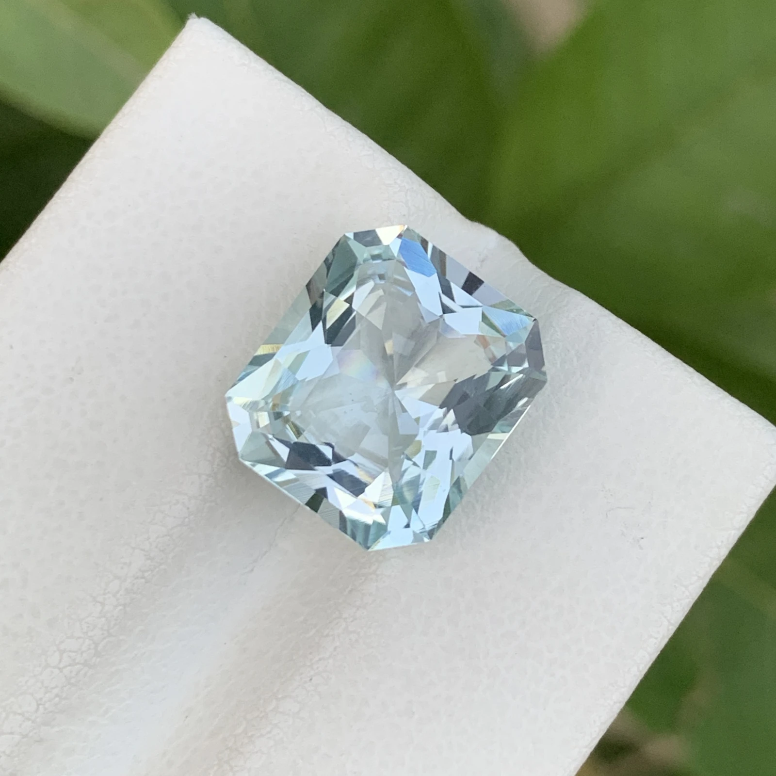 5.45ct Natural Aquamarine loose gemstone octagon blue — view 1