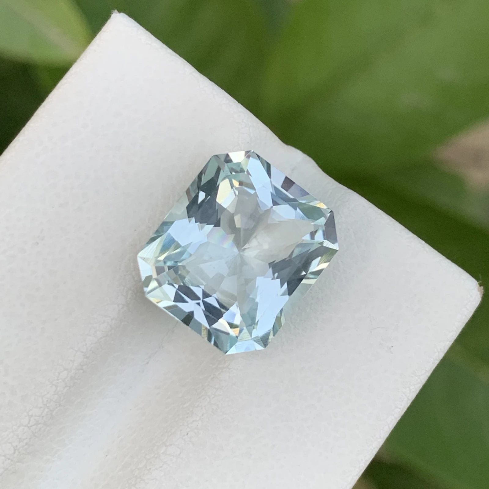 5.45ct Natural Aquamarine loose gemstone octagon blue — view 5