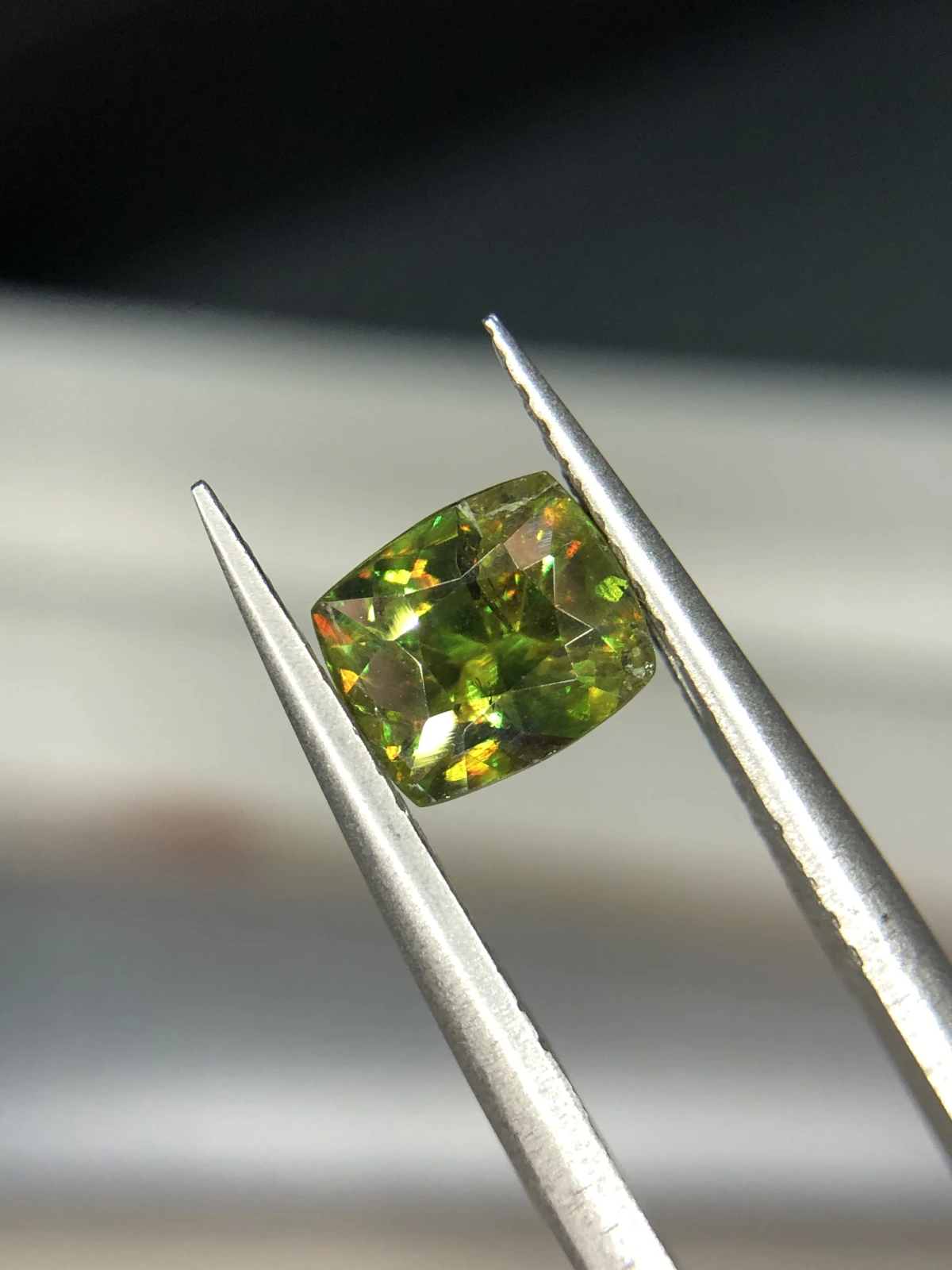 1.50ct Natural Chrome Sphene Titantie loose gemstone Cushion shape — view 2