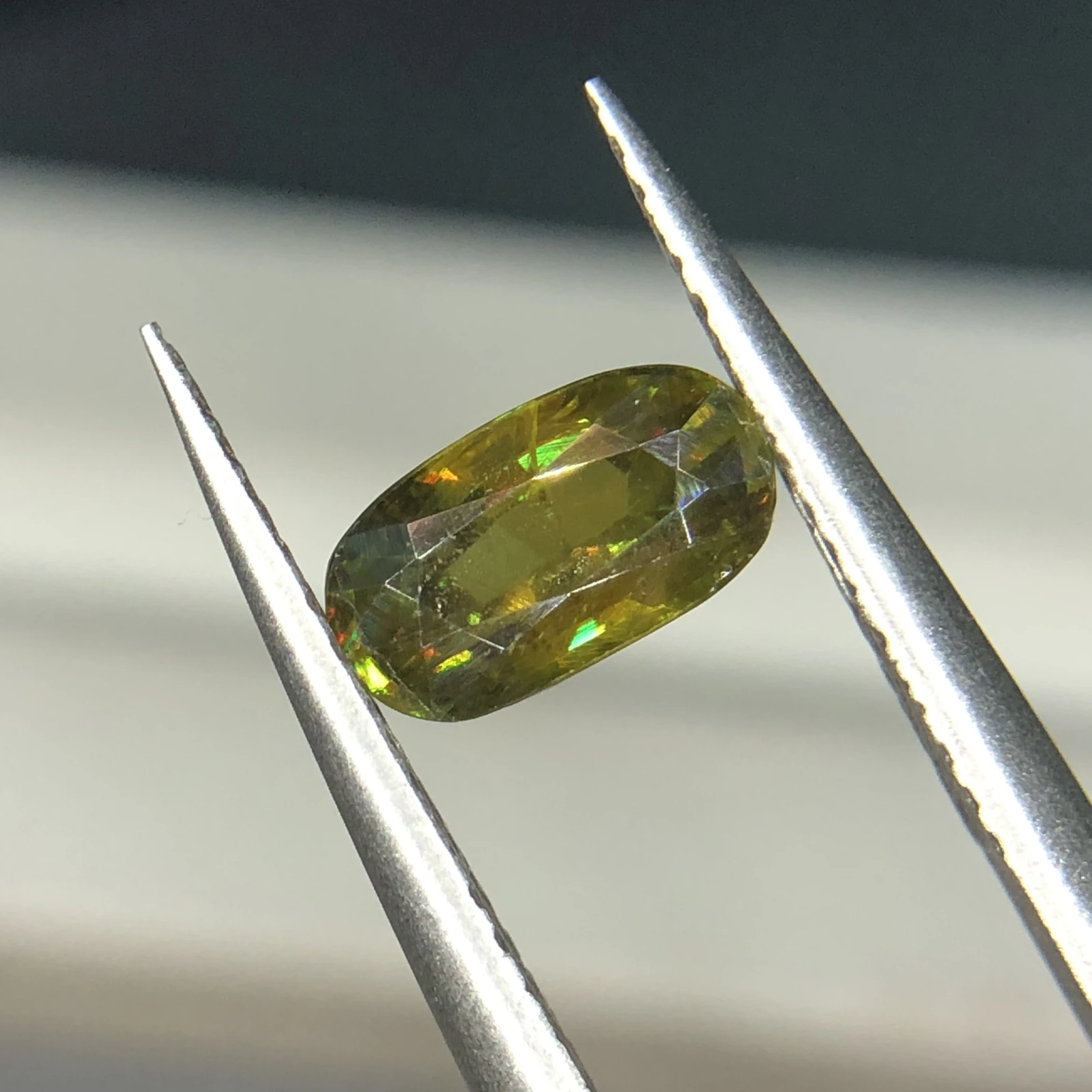 1.10ct. Natural Sphene titanite loose gemstone oval shape — view 2