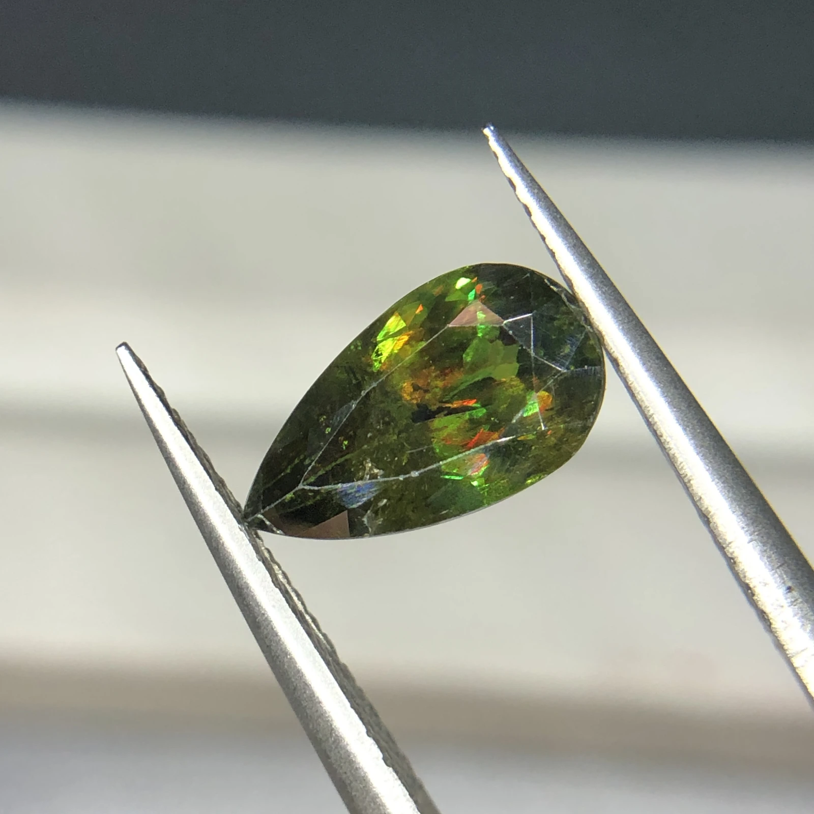 2.25ct Natural Sphene titanite loose gemstone Pear shape — view 4