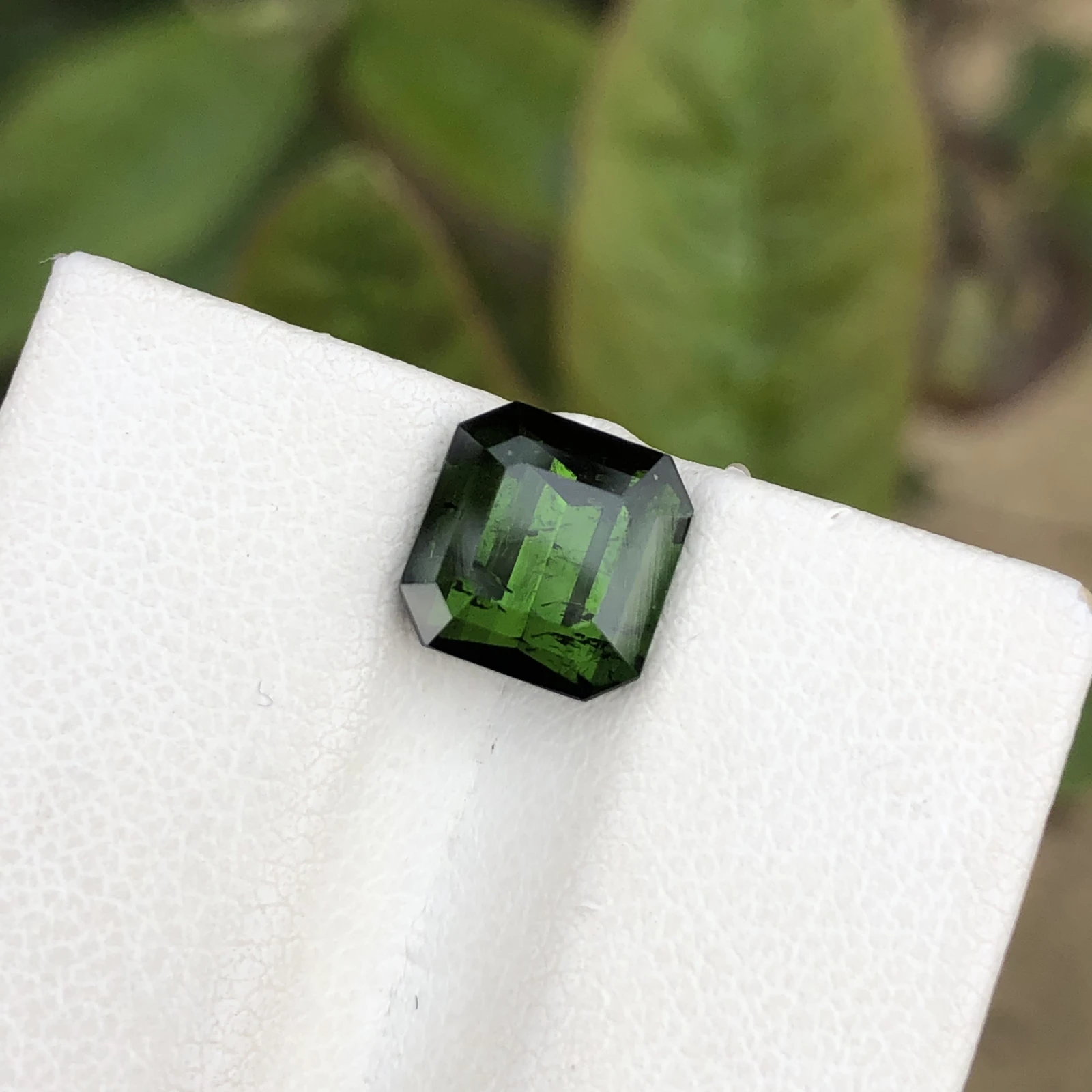 2.80ct Natural Tourmaline gemstone octagon shape Green — view 2