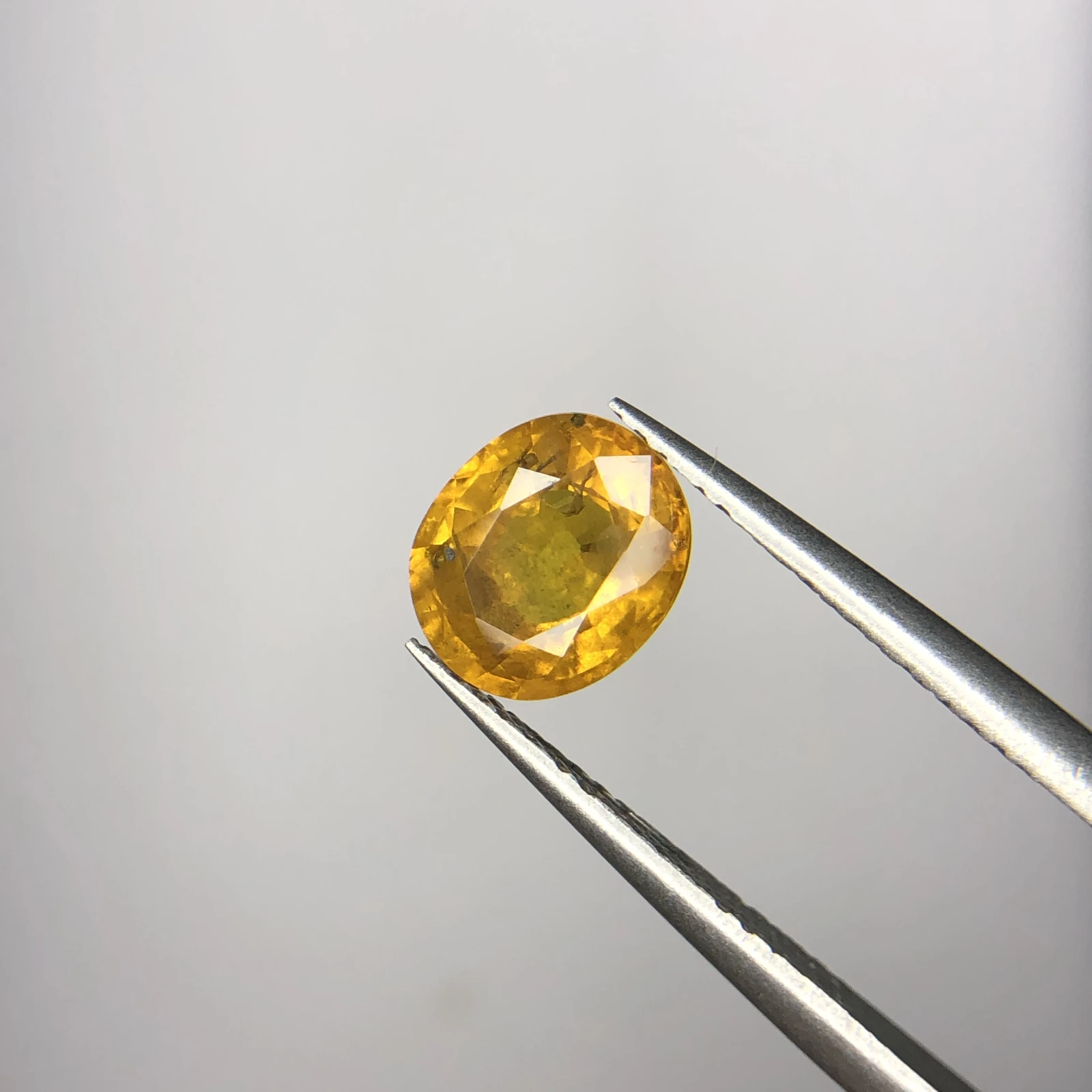 2.15ct Natural Sapphire loose gemstone oval shape yellow — view 6