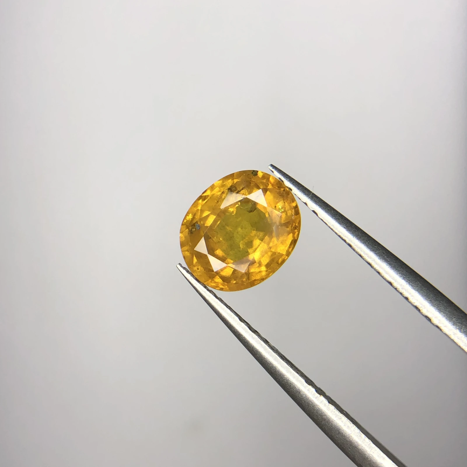 2.15ct Natural Sapphire loose gemstone oval shape yellow — view 7
