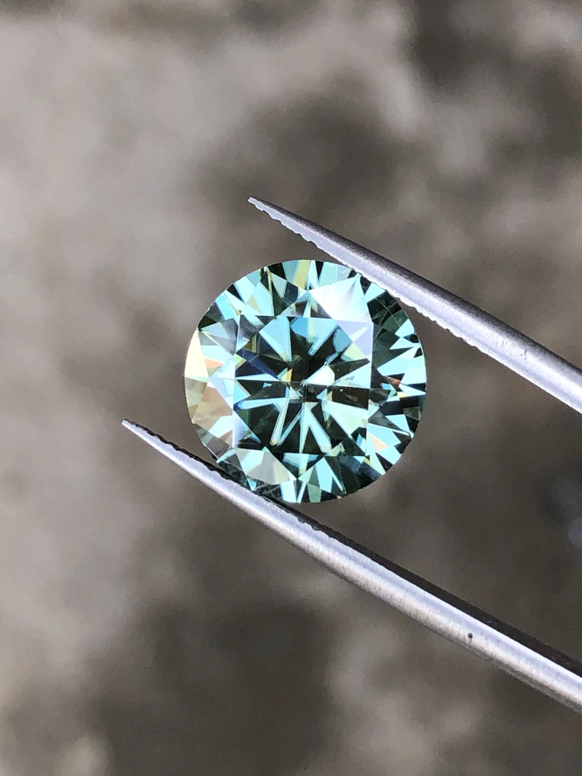 7.85ct Moissanite loose gemstone Round shape — view 4